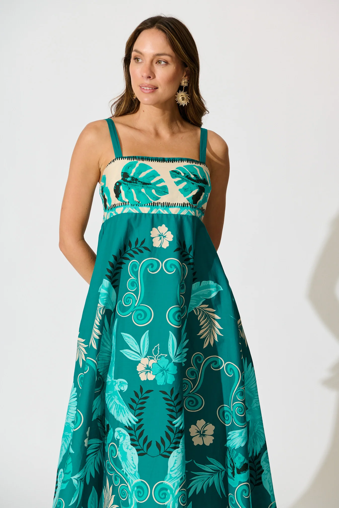 Addilyn Maxi Sundress in Green and White Leaf Print - Image 2