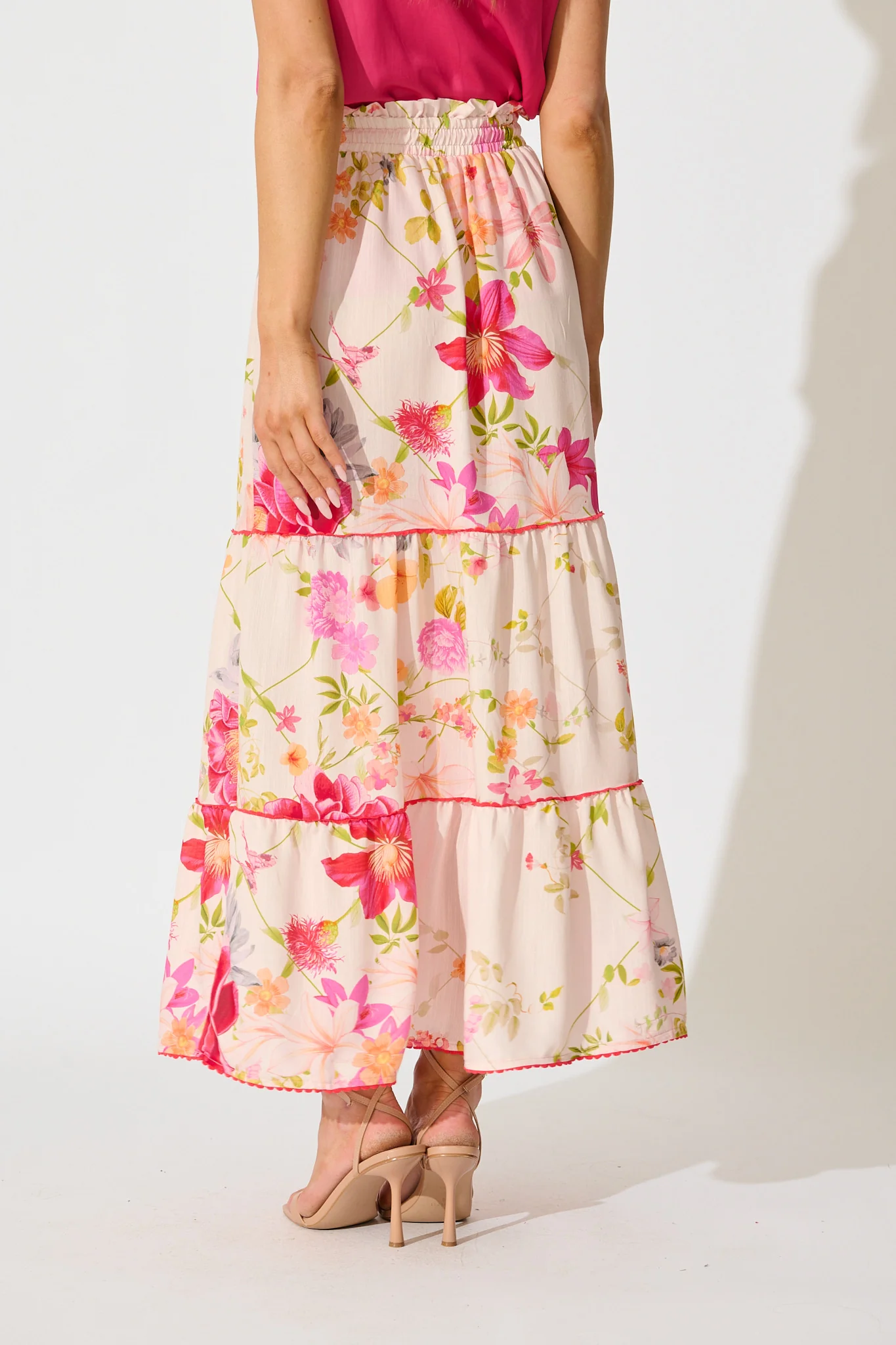 Aino Maxi Skirt in Light Blush Floral - Image 3