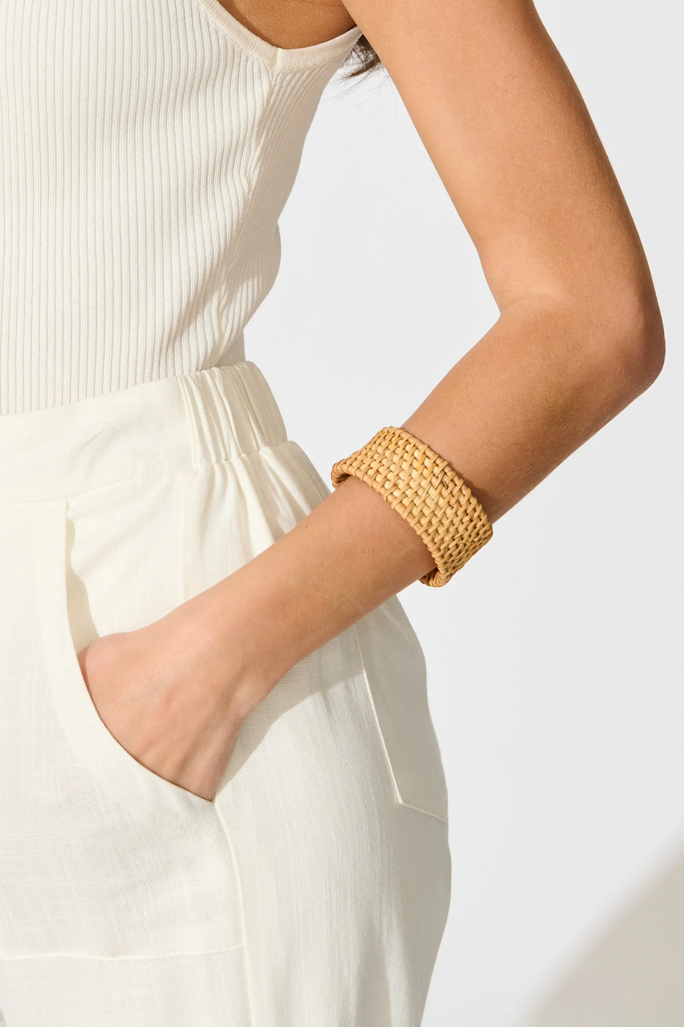 Aliana Bangle in Neutral Straw