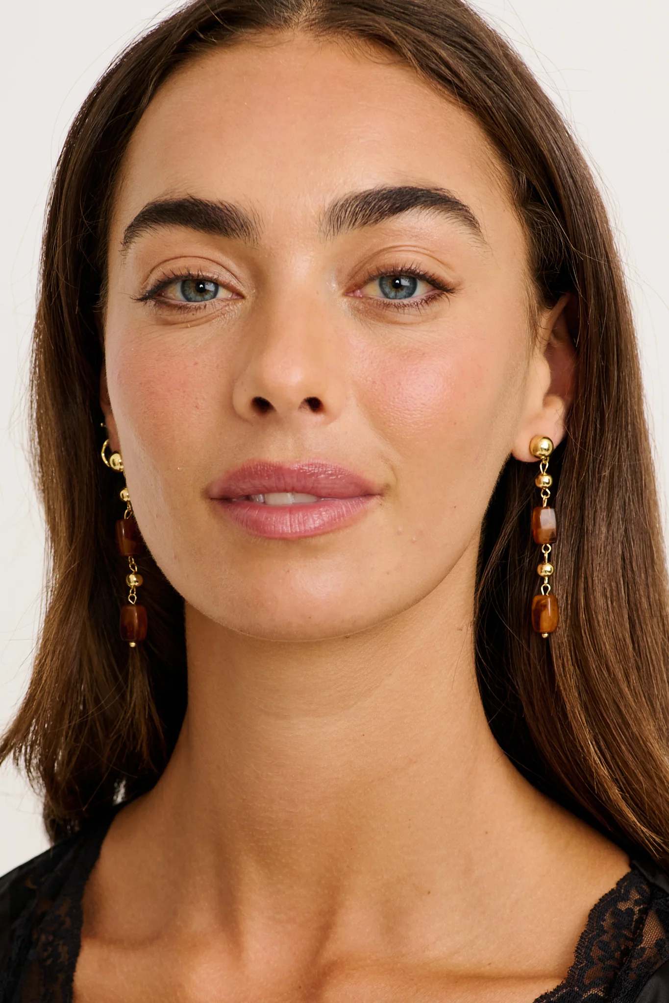 Alina Drop Earrings in Gold with Amber Resin - Image 6