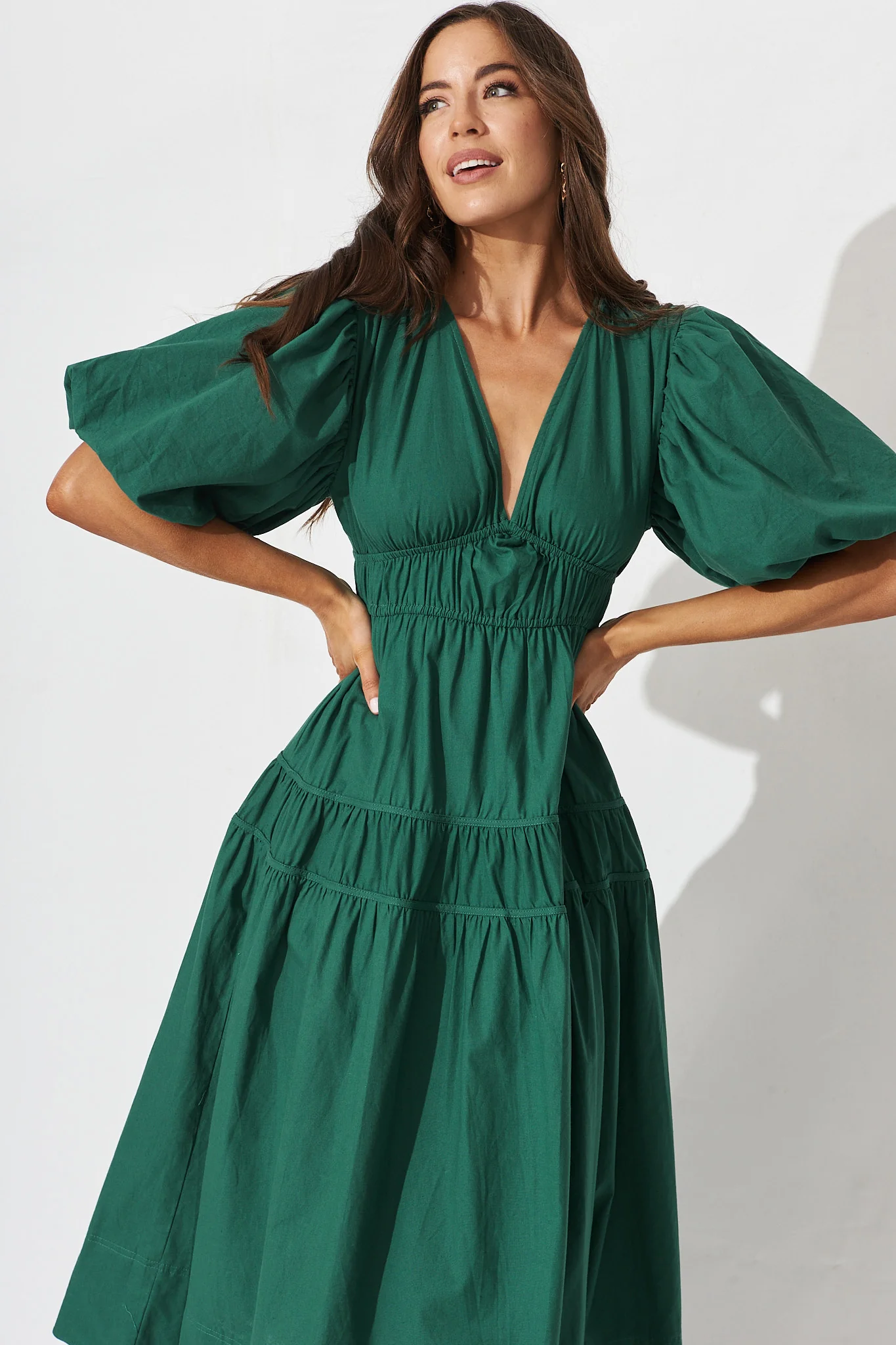 Amalie Midi Dress In Green Cotton - Image 4