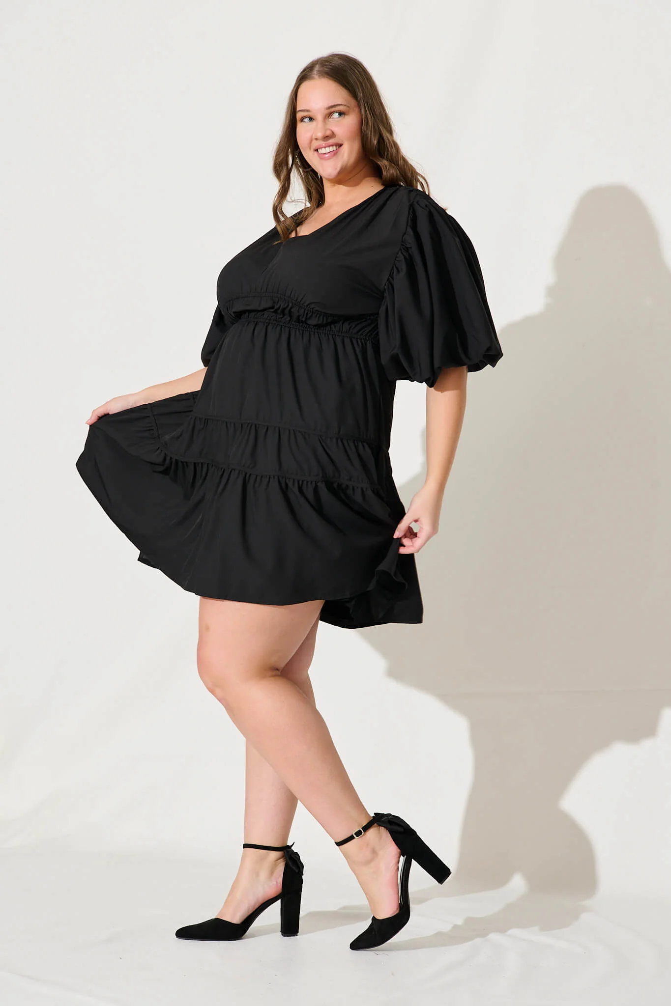 Amarini Dress In Black - Image 5