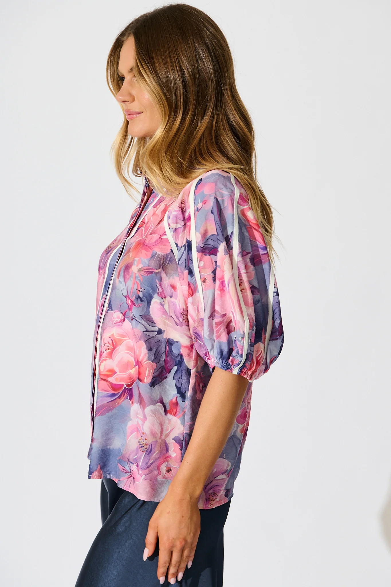 Amelio Shirt in Blue with Pink Floral - Image 2