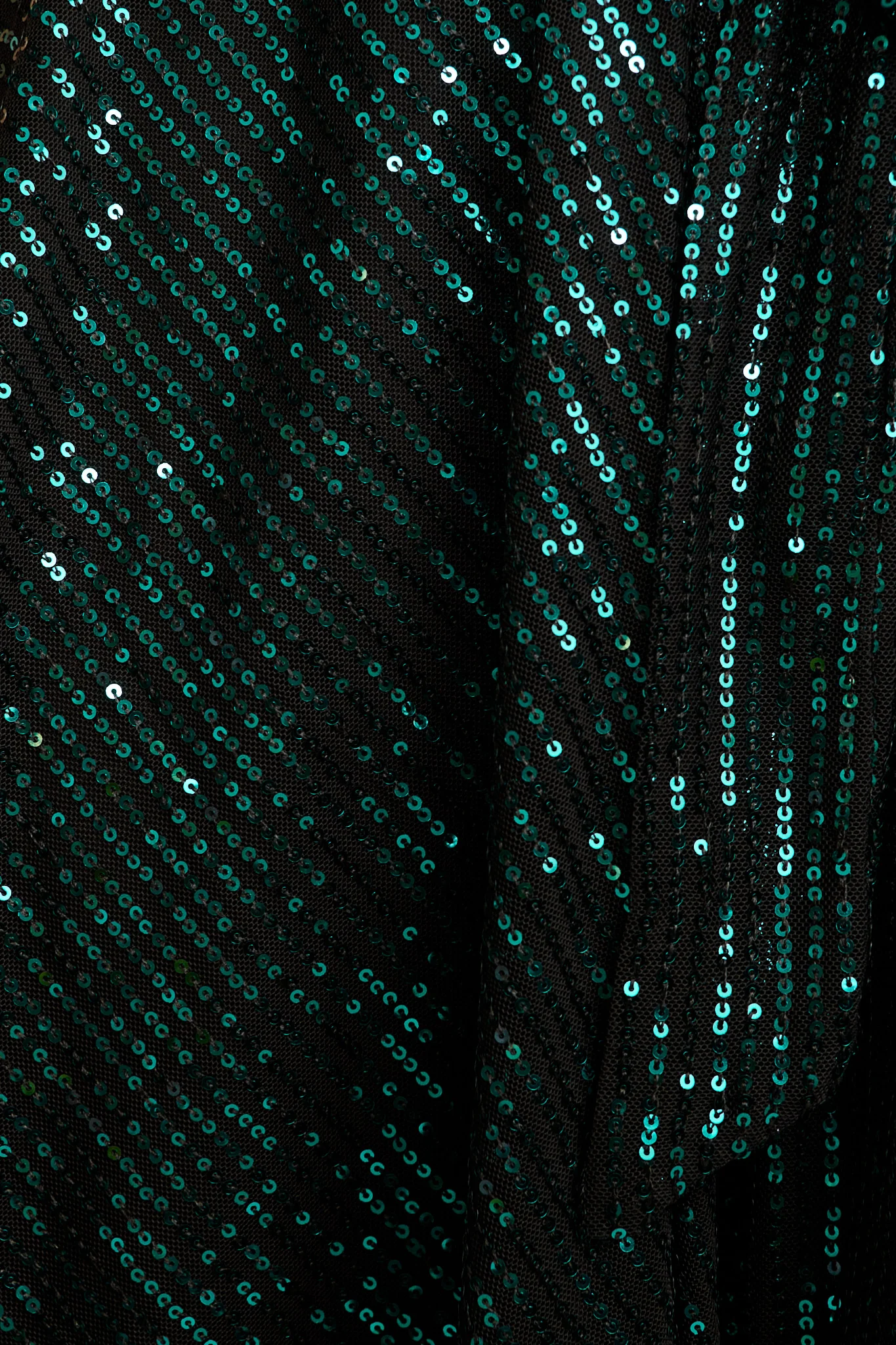 Amoretto Dress in Emerald Sequin - Image 9