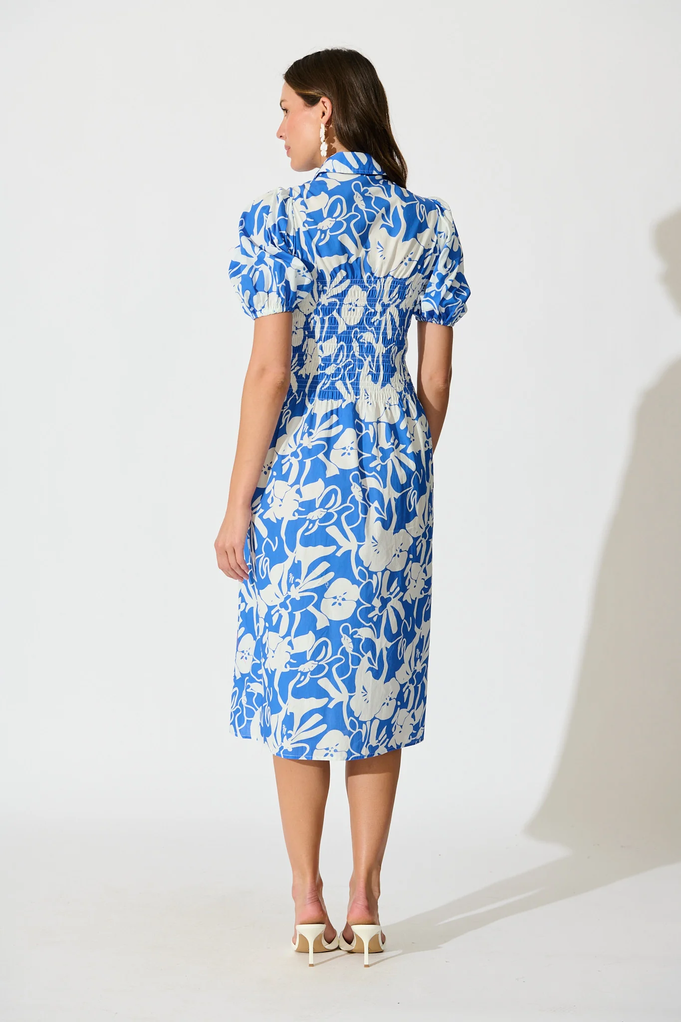 Andra Maxi Shirt Dress in Blue and White Floral Cotton - Image 4