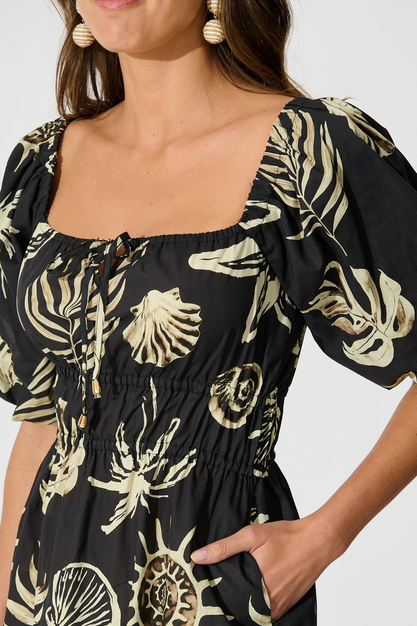 Andretta Dress in Black and White Sea Shell Cotton - Image 5