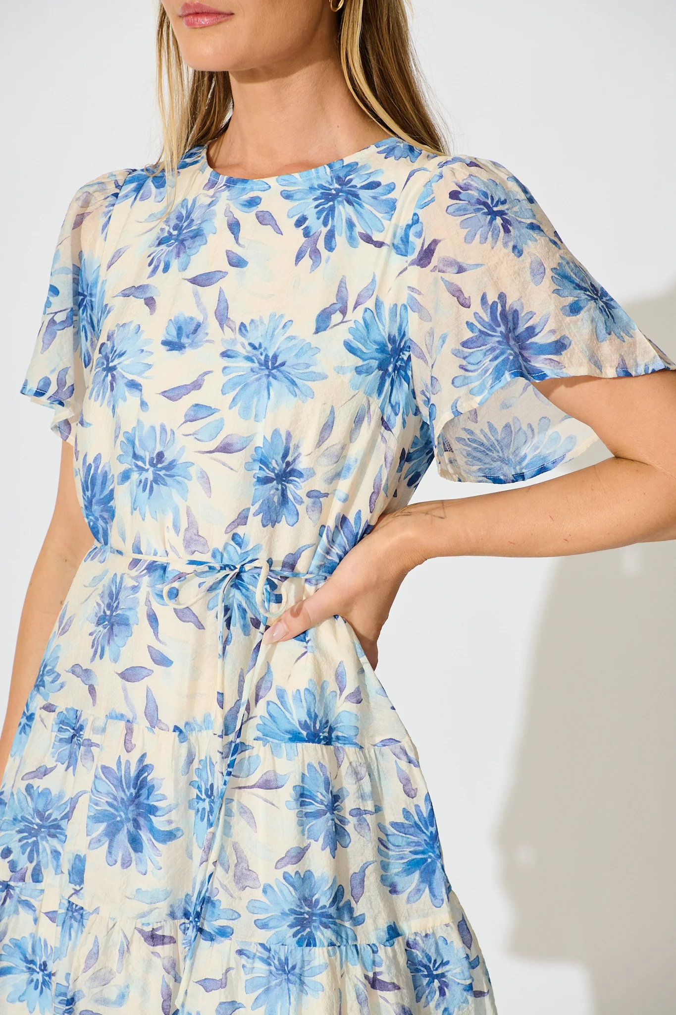 Anja Dress in Cream with Blue Floral - Image 5