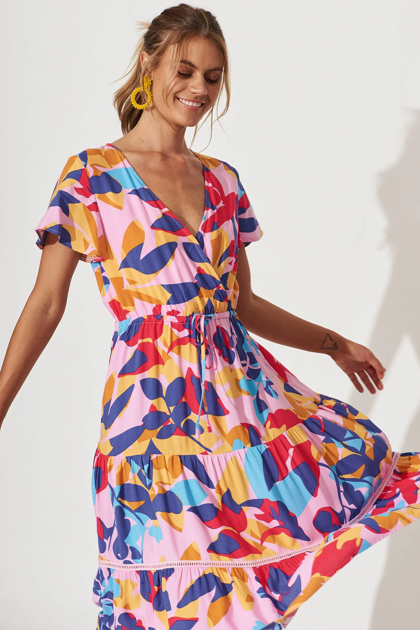 Aquarius Midi Dress In Bright Multi Leaf Print - Image 2