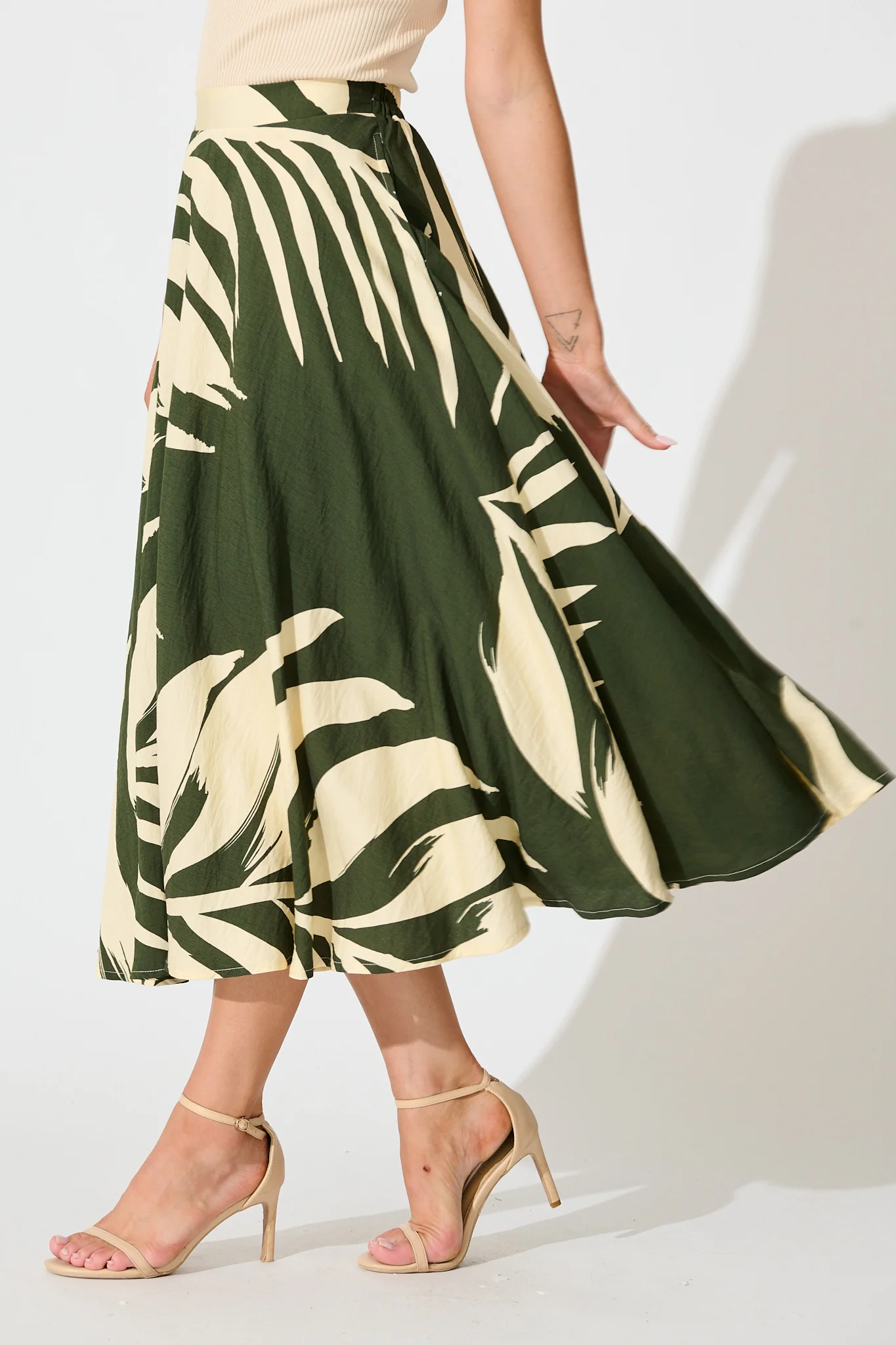 Aria Midi Skirt in Green and Cream Leaf Print - Image 2
