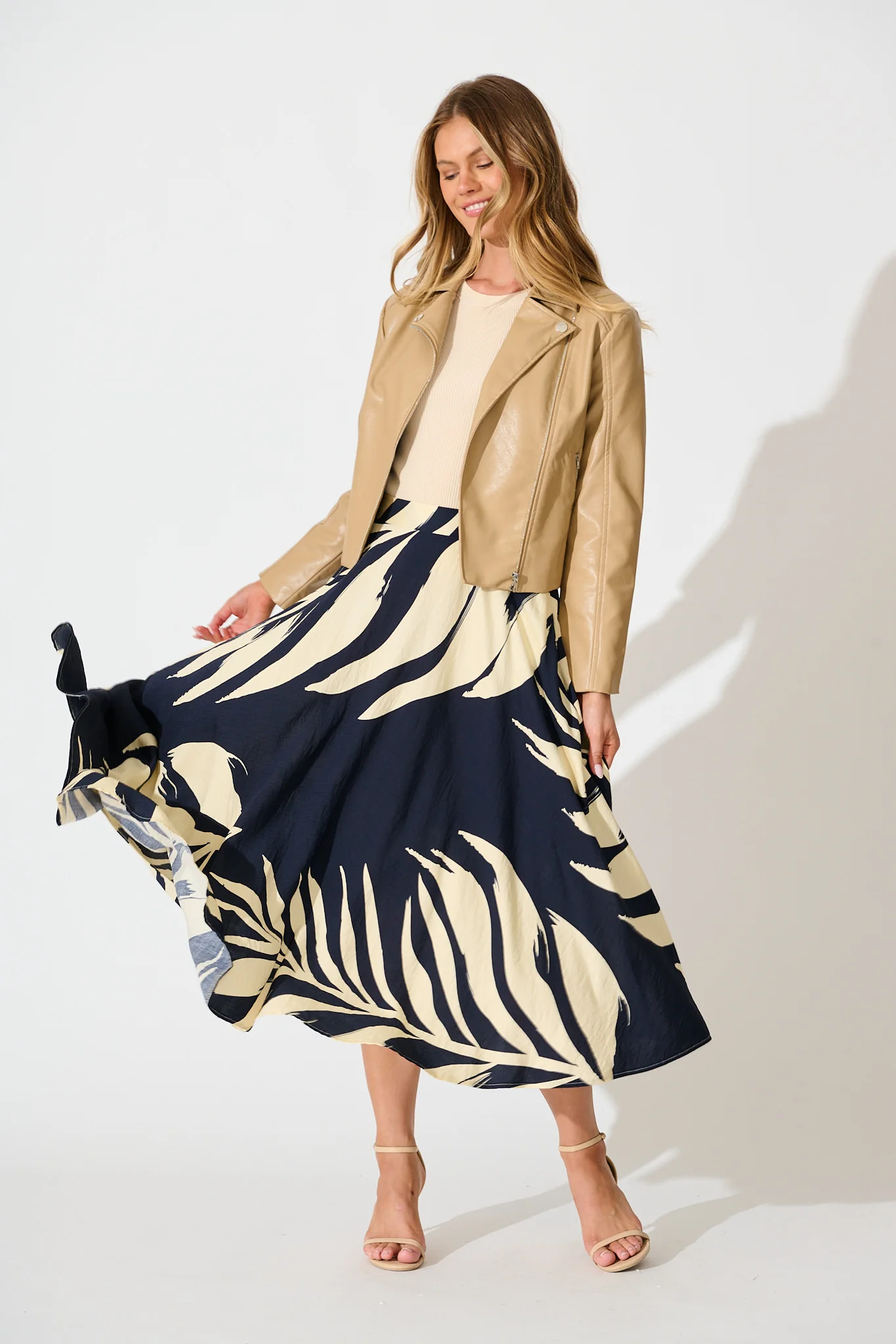 Aria Midi Skirt in Navy and Cream Leaf Print - Image 5