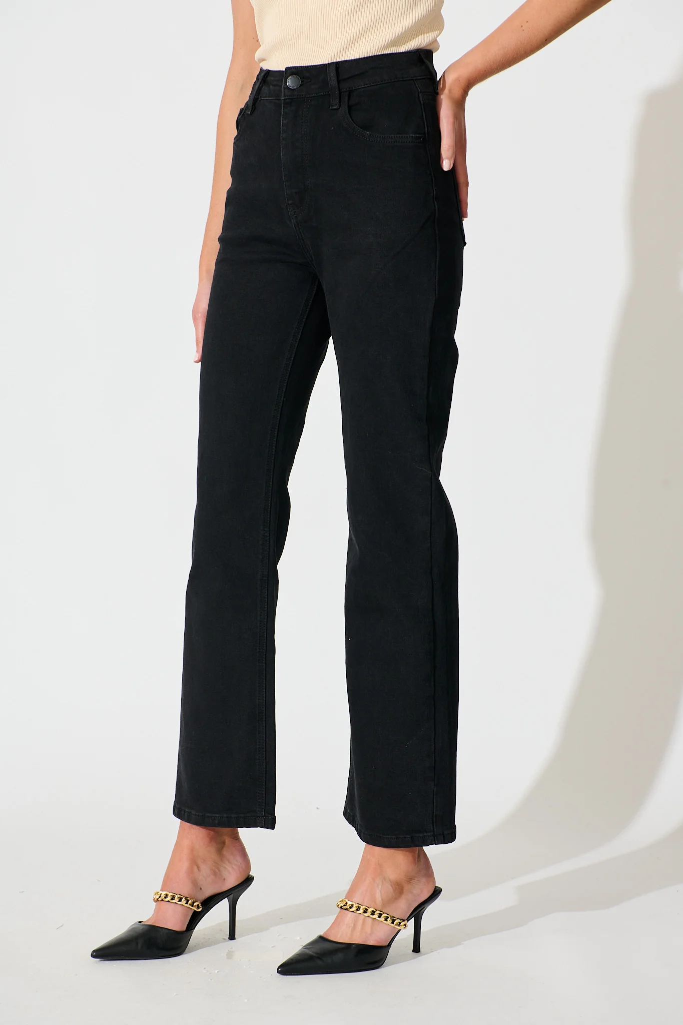 Atwood High Rise Relaxed Leg Jean in Black Denim - Image 2