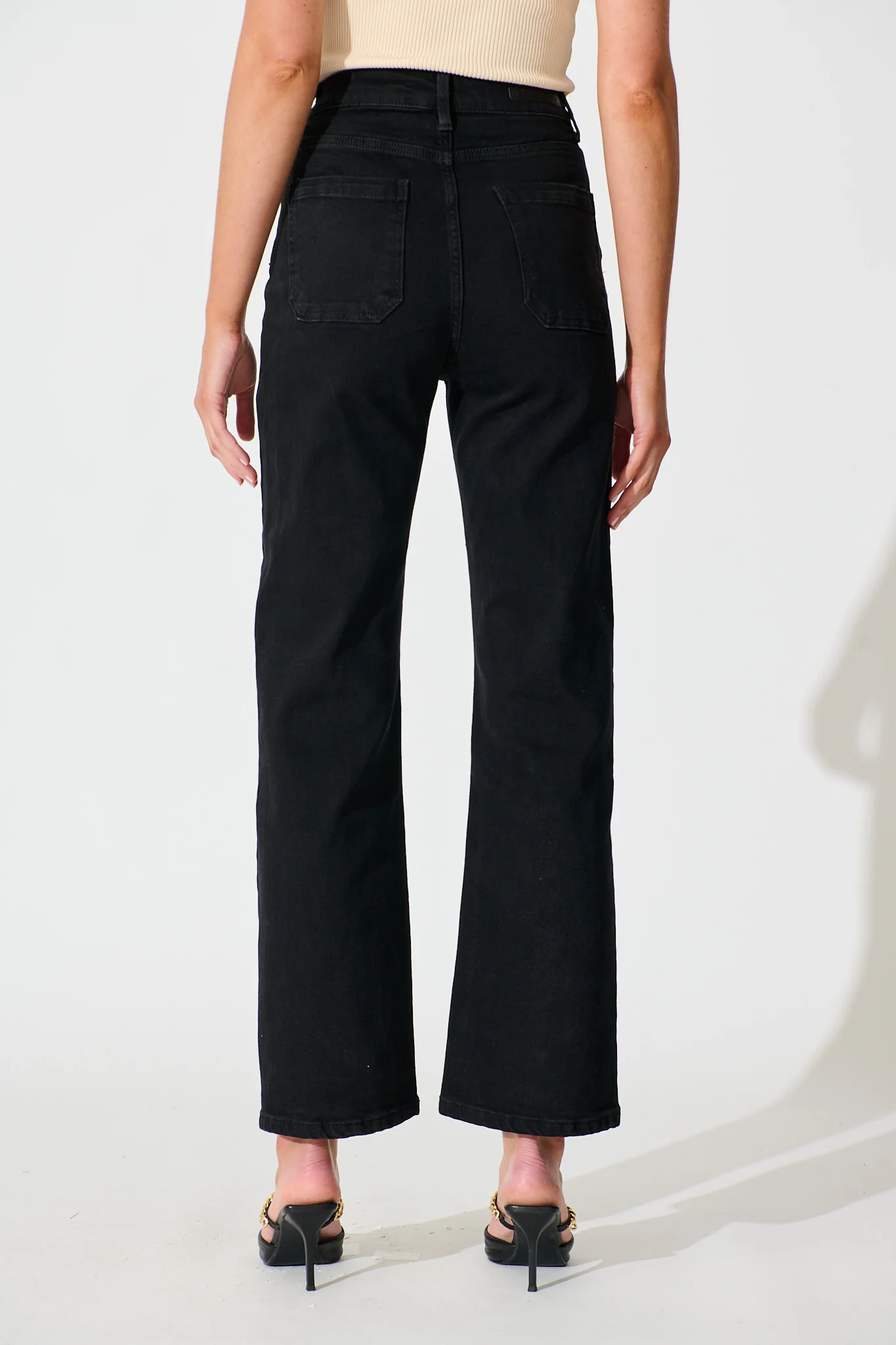 Atwood High Rise Relaxed Leg Jean in Black Denim - Image 3