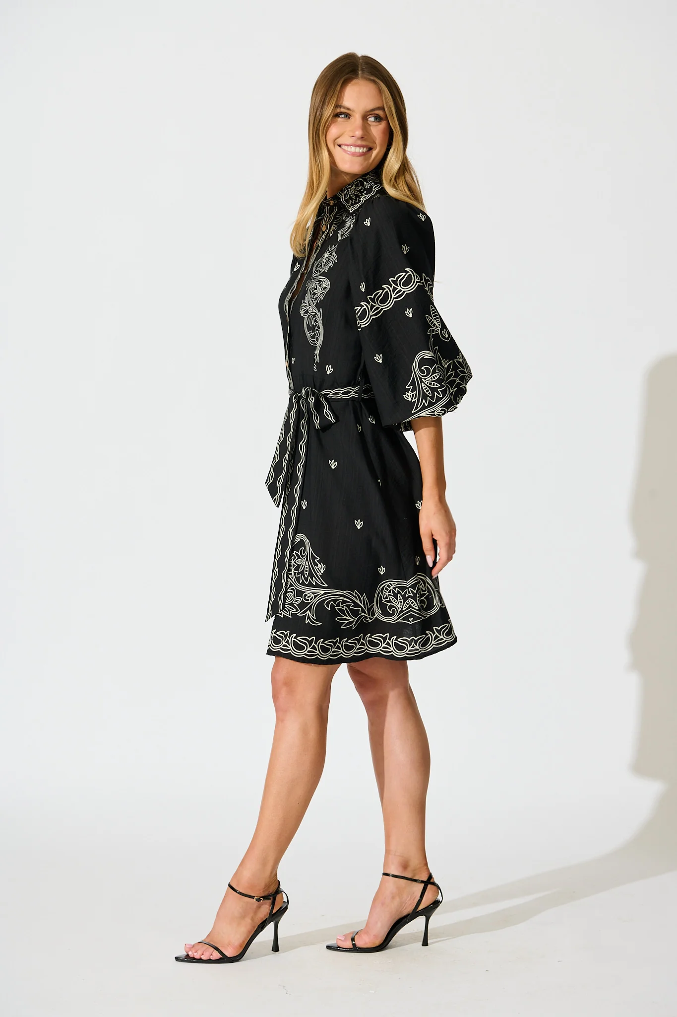 Aveline Shirt Dress In Black Print Linen Blend - Image 3