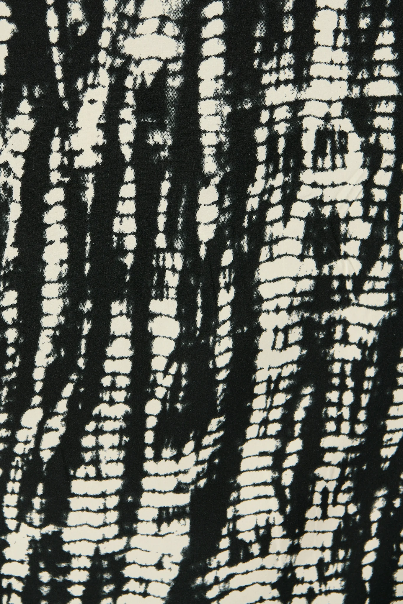 Azalea Maxi Dress in Black with Cream Print - Image 6