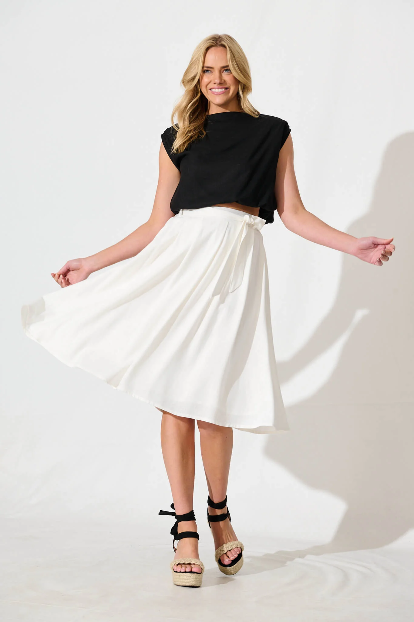 Bailey Midi Skirt in White Linen - Image 4
