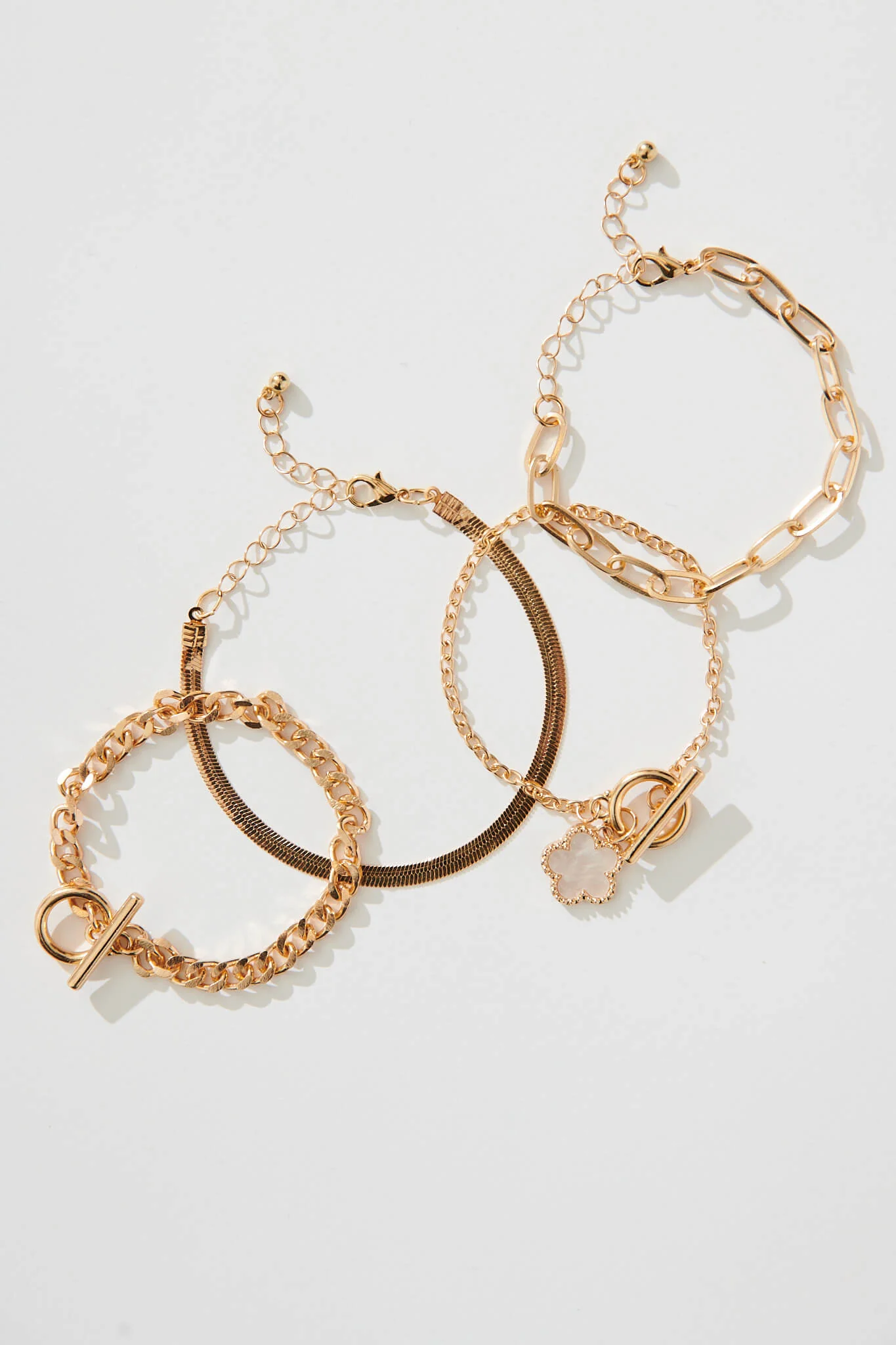 Bambi Four Layered Bracelet In Gold With Pearlescent Clover - Image 2