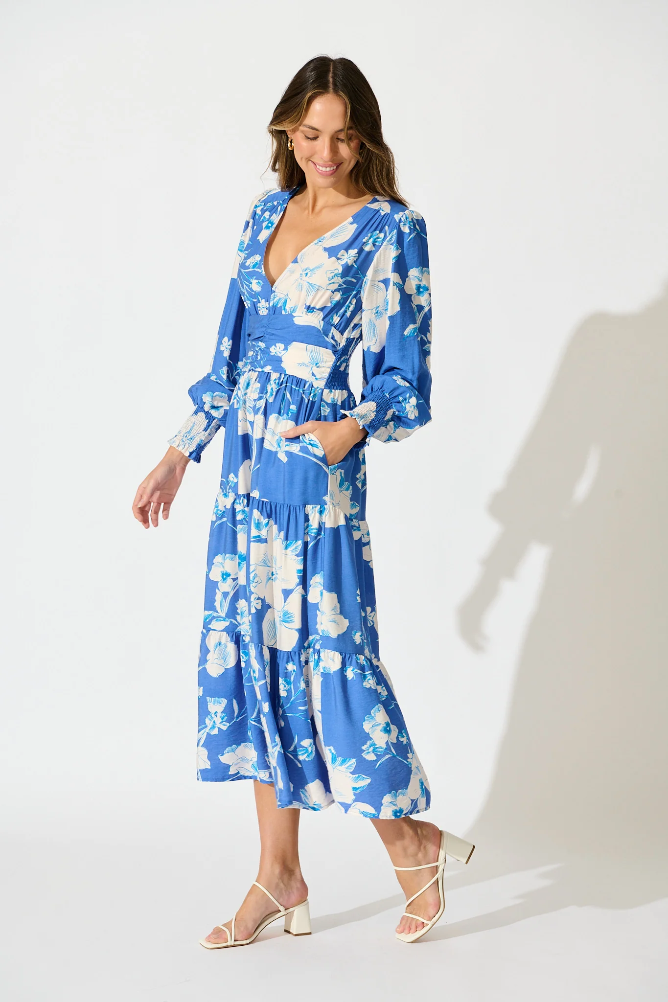 Belize Midi Dress in Blue with White Floral Linen Blend - Image 4