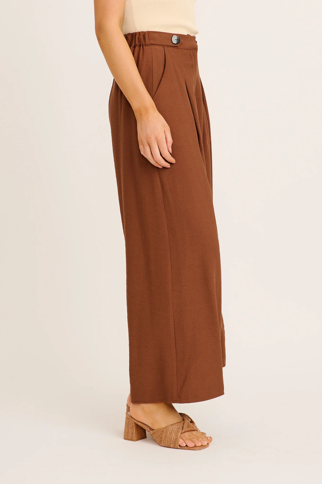 Blissfully Pant in Chocolate Linen Blend - Image 2