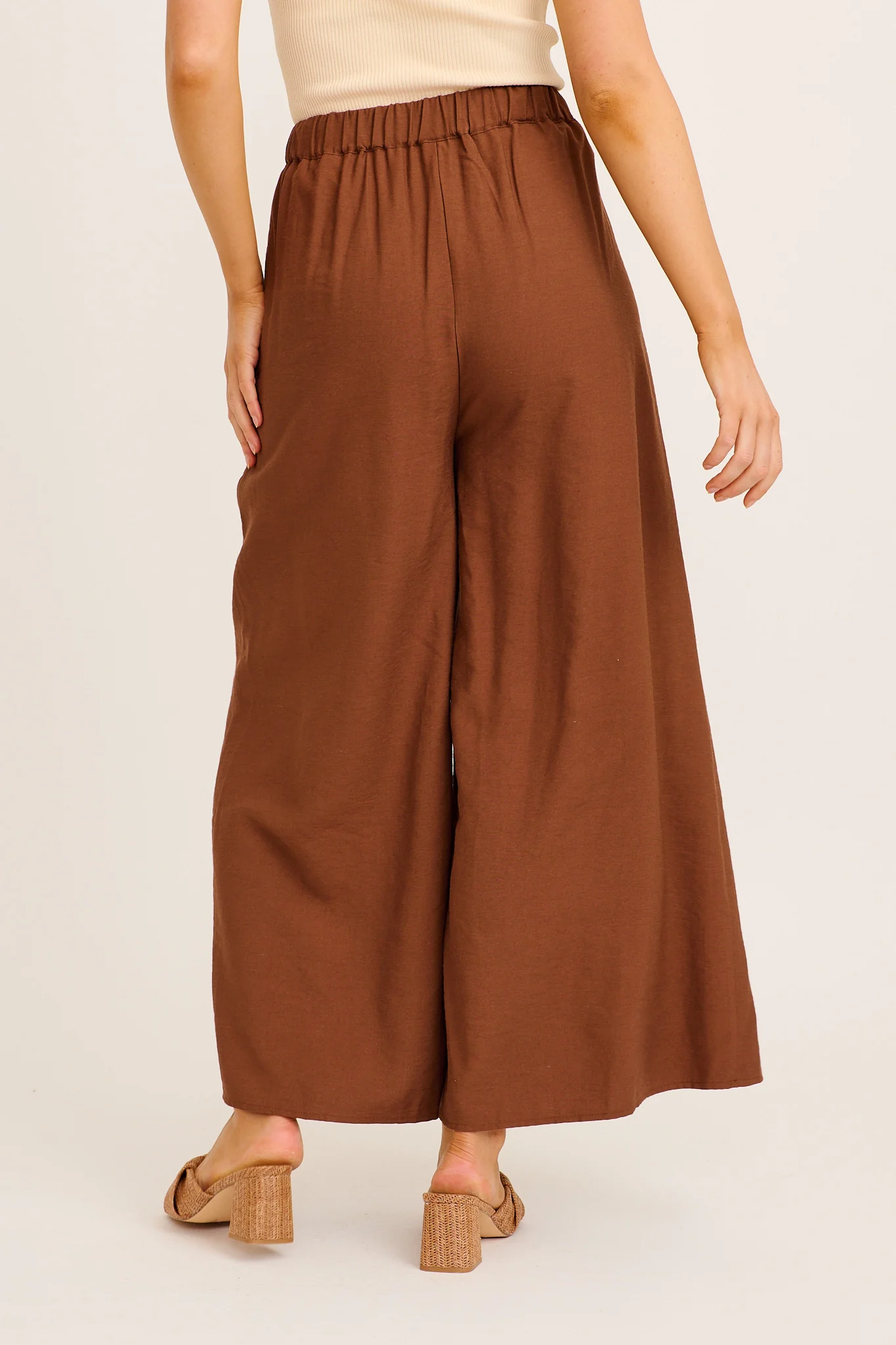 Blissfully Pant in Chocolate Linen Blend - Image 3