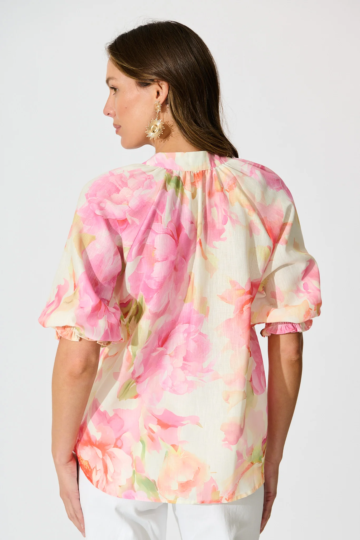Blushing Horizon Top in Pink Multi Floral Linen Blend - Image 3