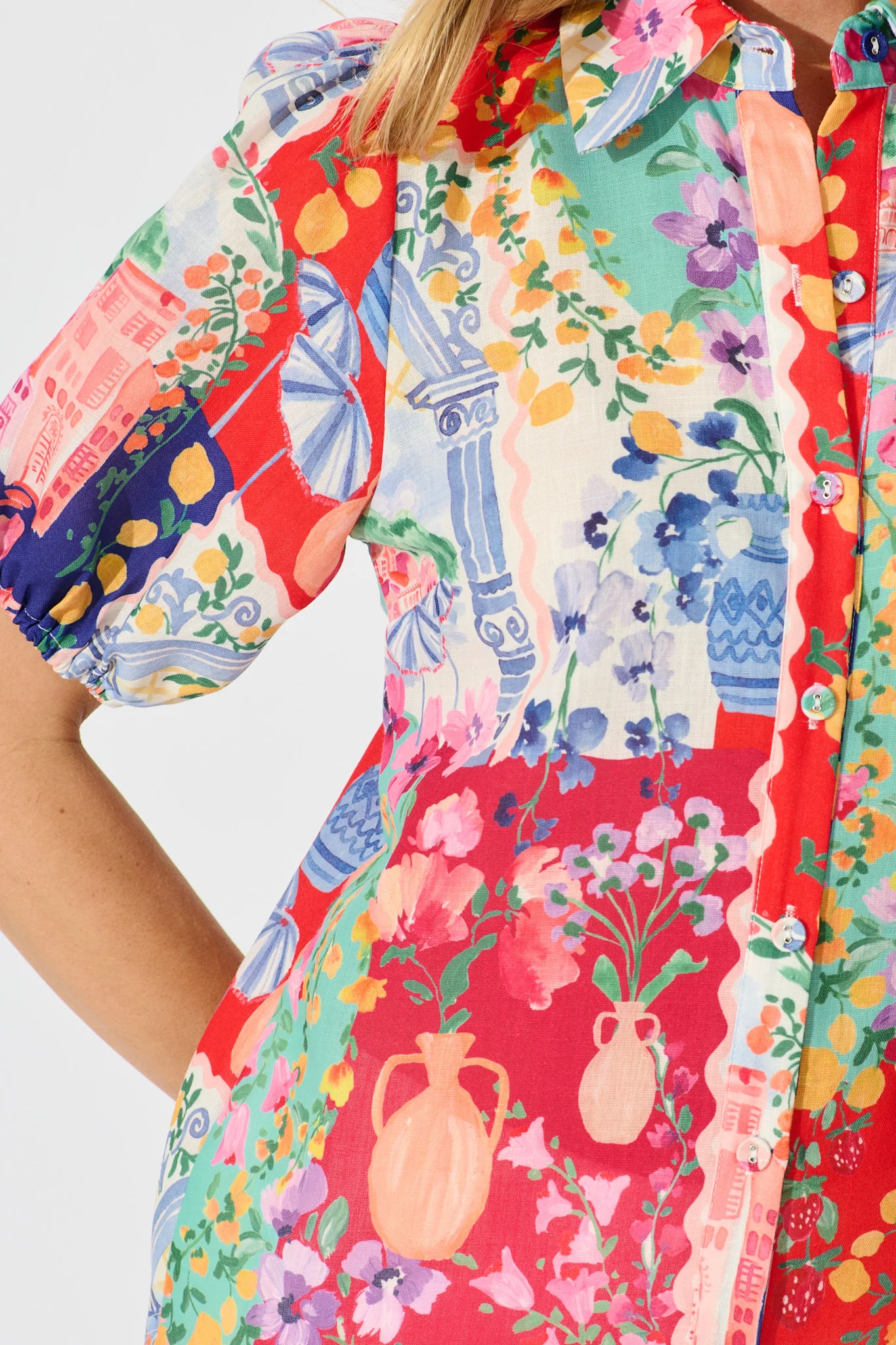 Bonita Shirt in Multi Resort Linen Blend - Image 10