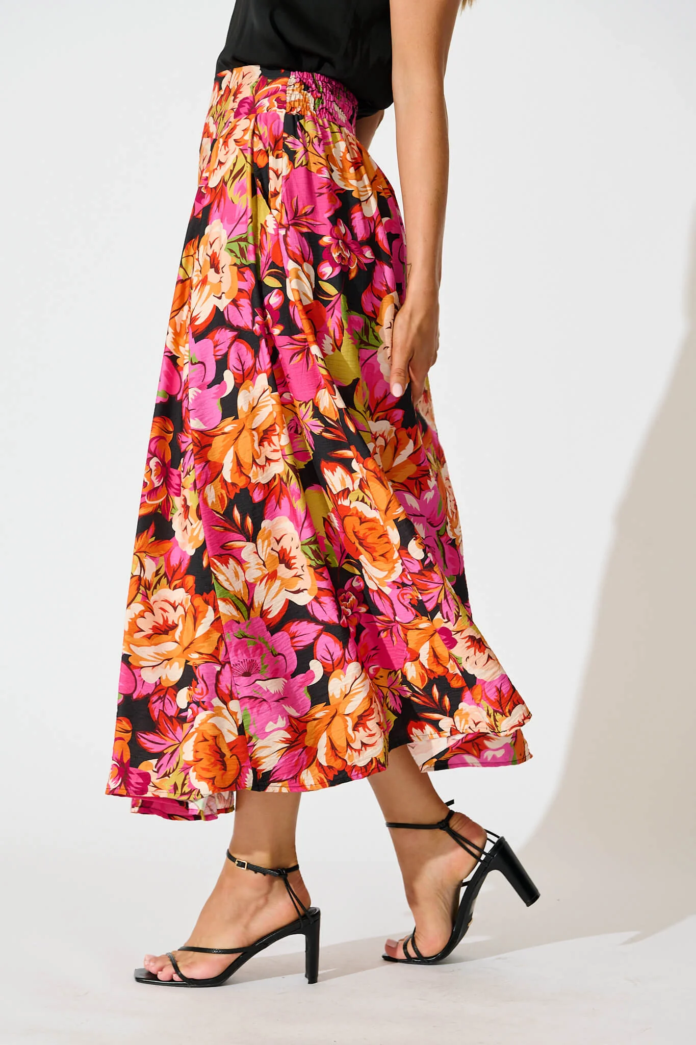 Brandsy Maxi Skirt In Multi Floral - Image 2