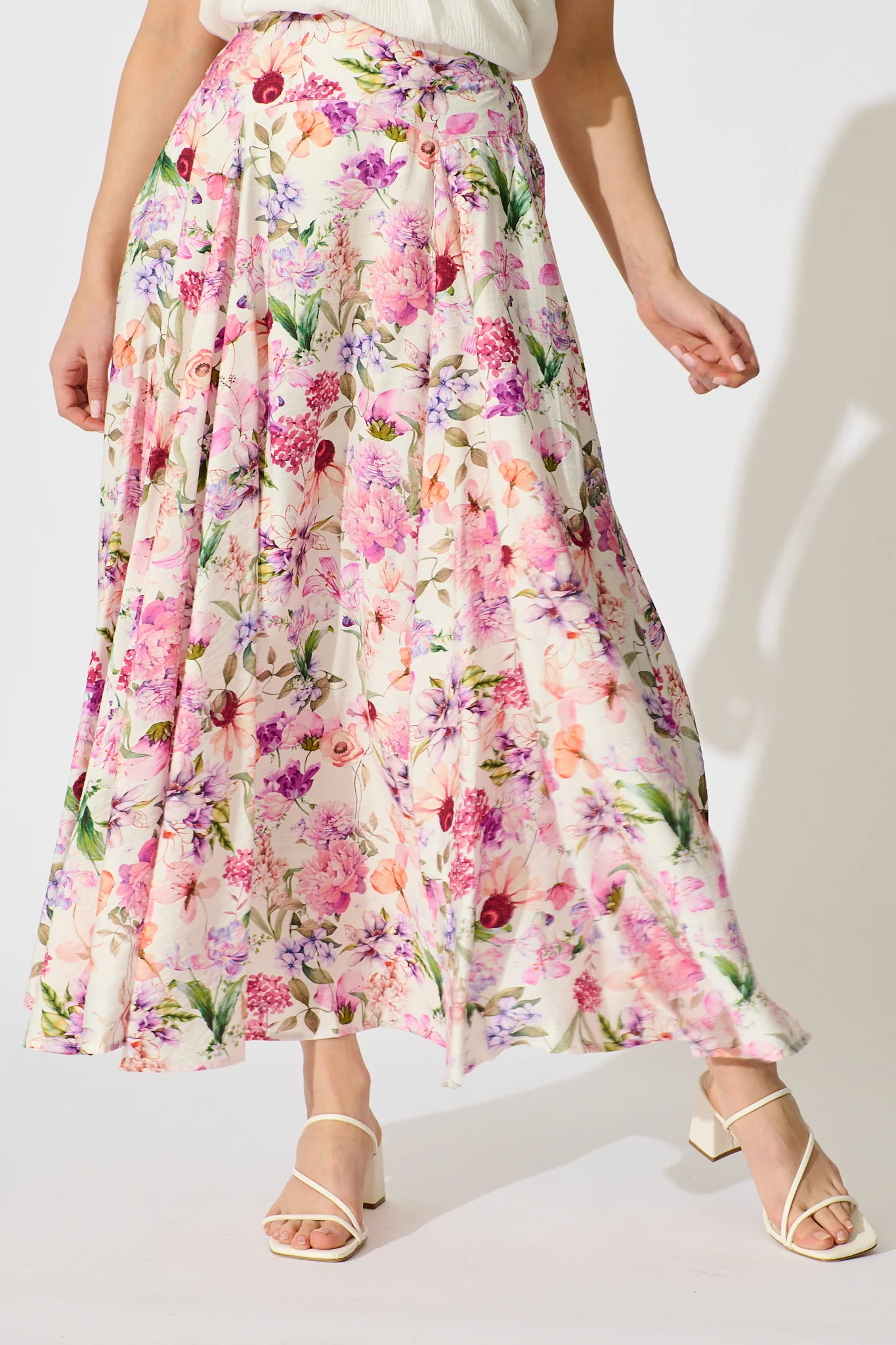 Brandsy Maxi Skirt in White with Lilac Floral