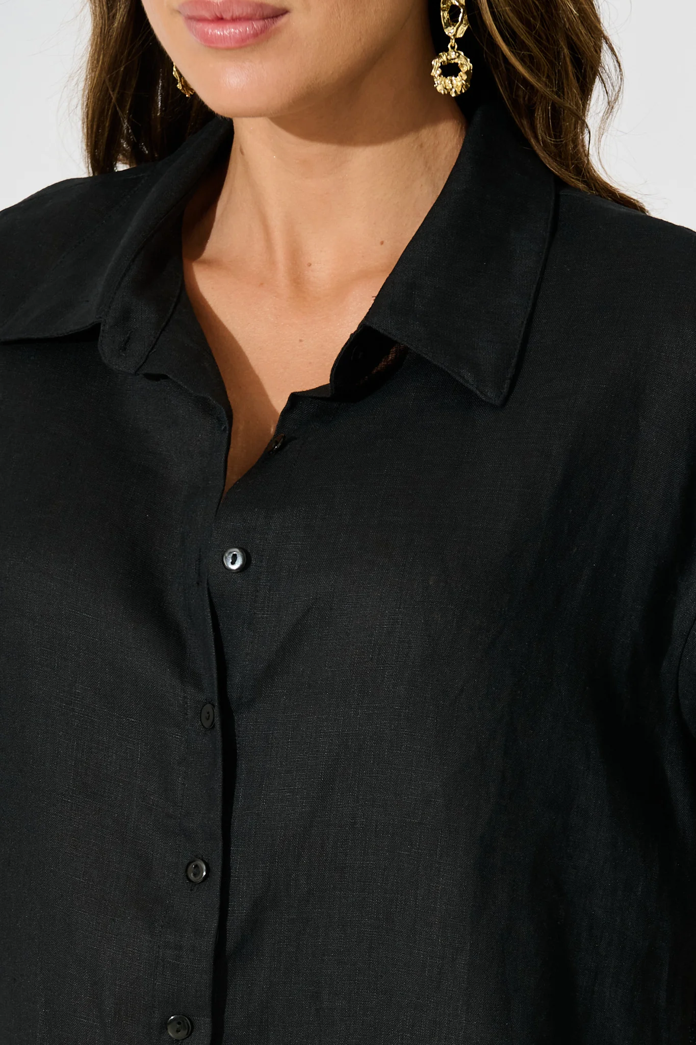 Breeze Shirt In Black Linen - Image 8