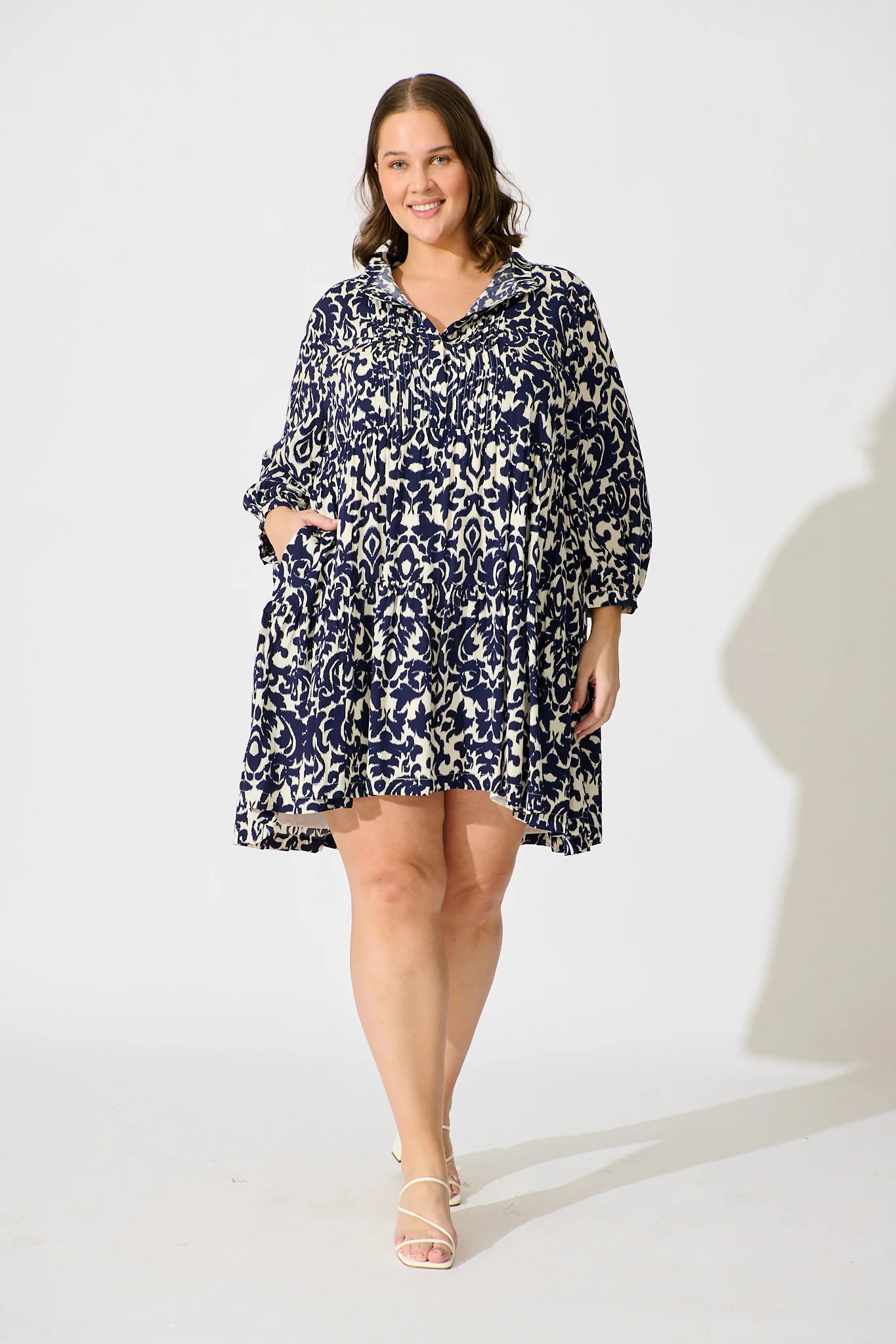 Caracelle Smock Dress In White With Navy Print - Image 9