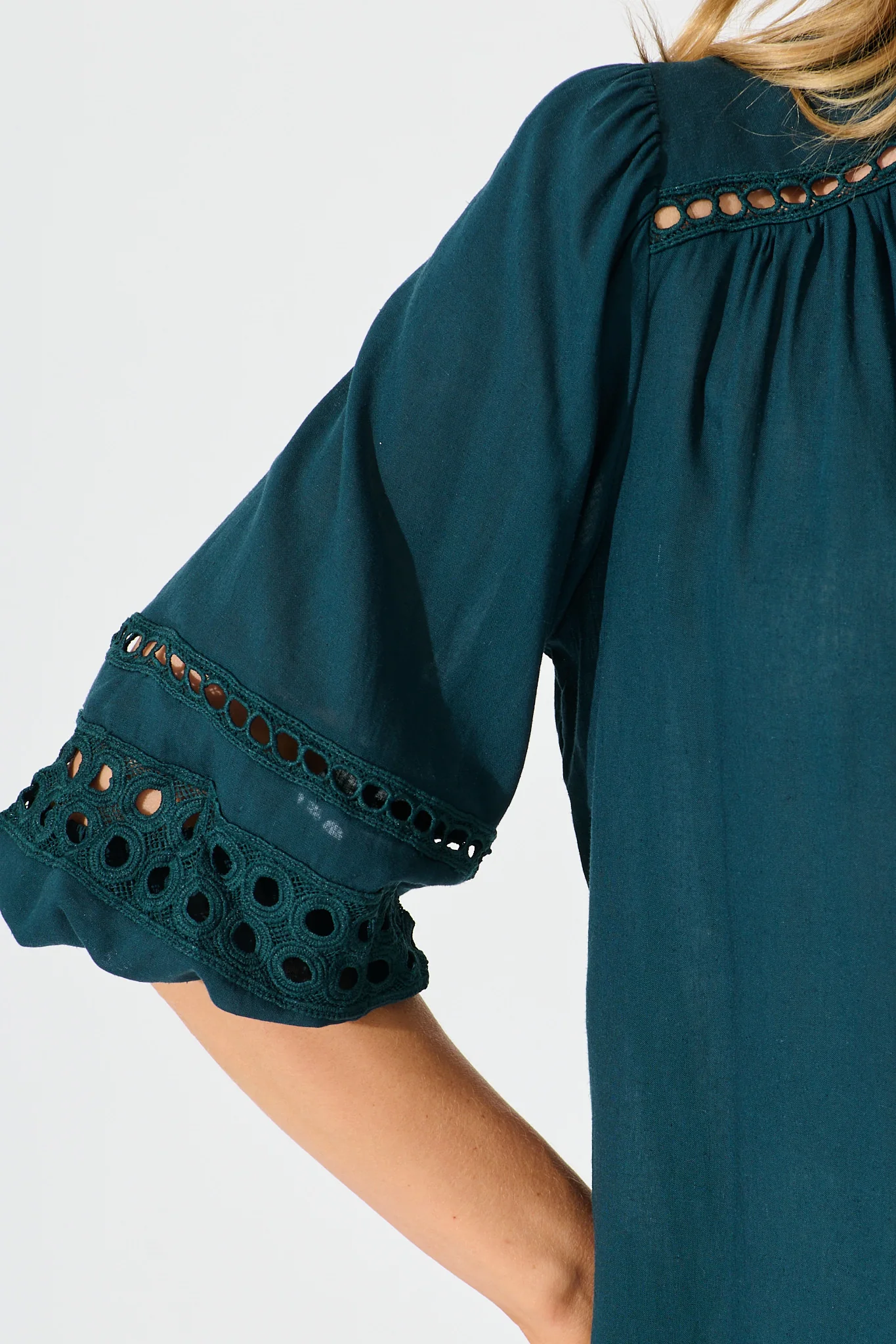 Cascades Top in Emerald Linen Blend - Image 5