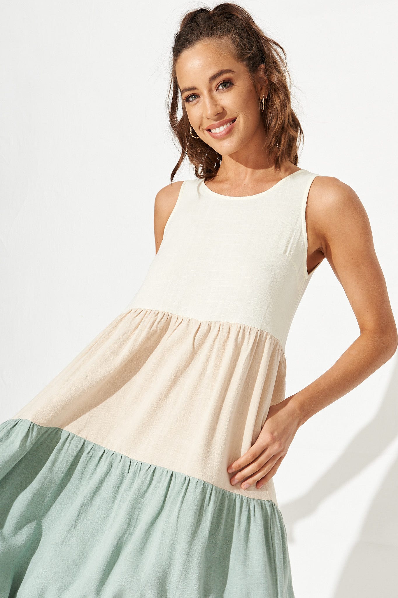 Cecily Midi Dress In Dusty Teal Colourblock Linen - Image 2