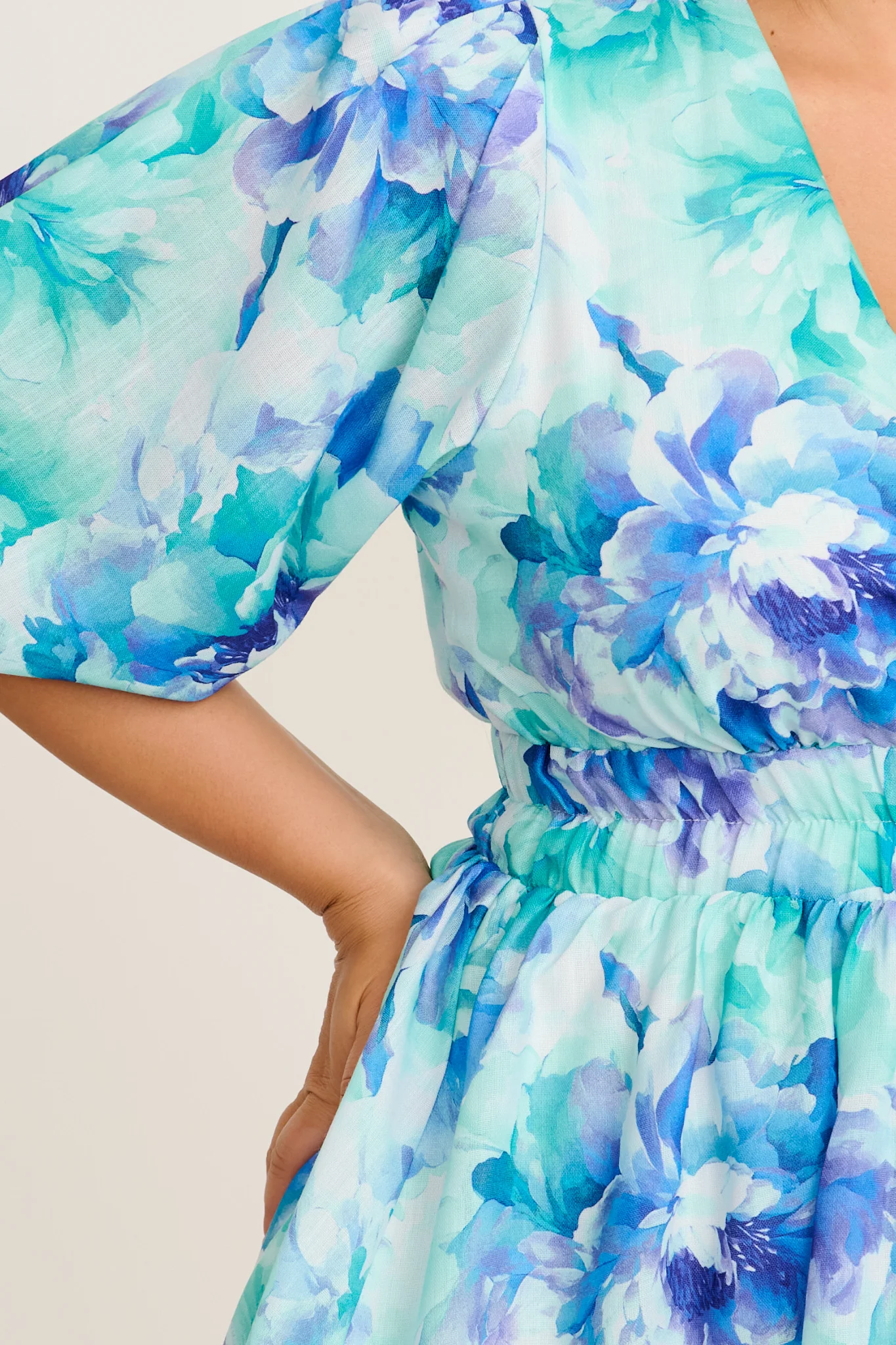 Champagne Nights Dress in Blue Floral Linen Blend - Image 5