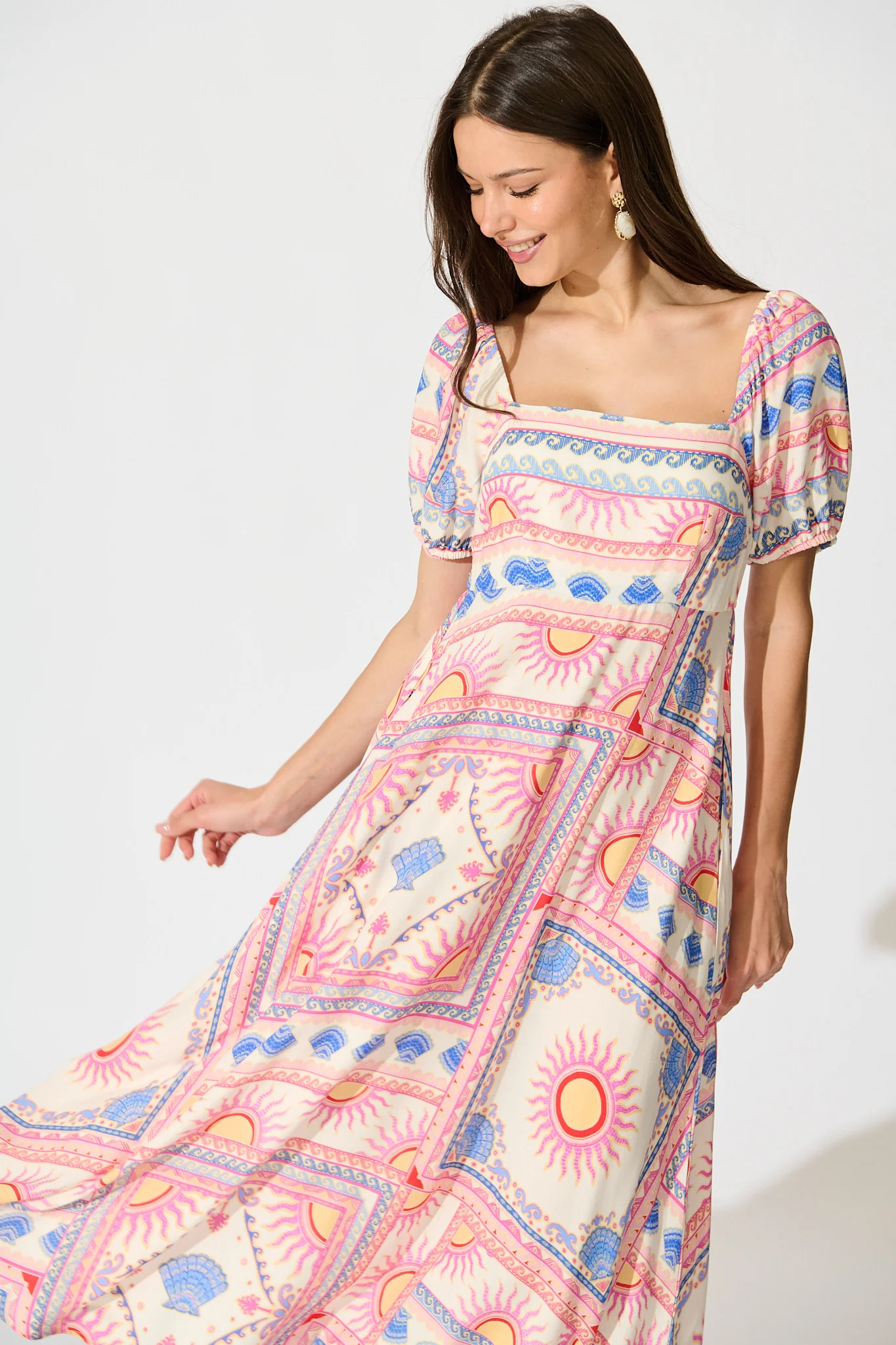 Ciniza Maxi Dress in Pink Tile Print - Image 2