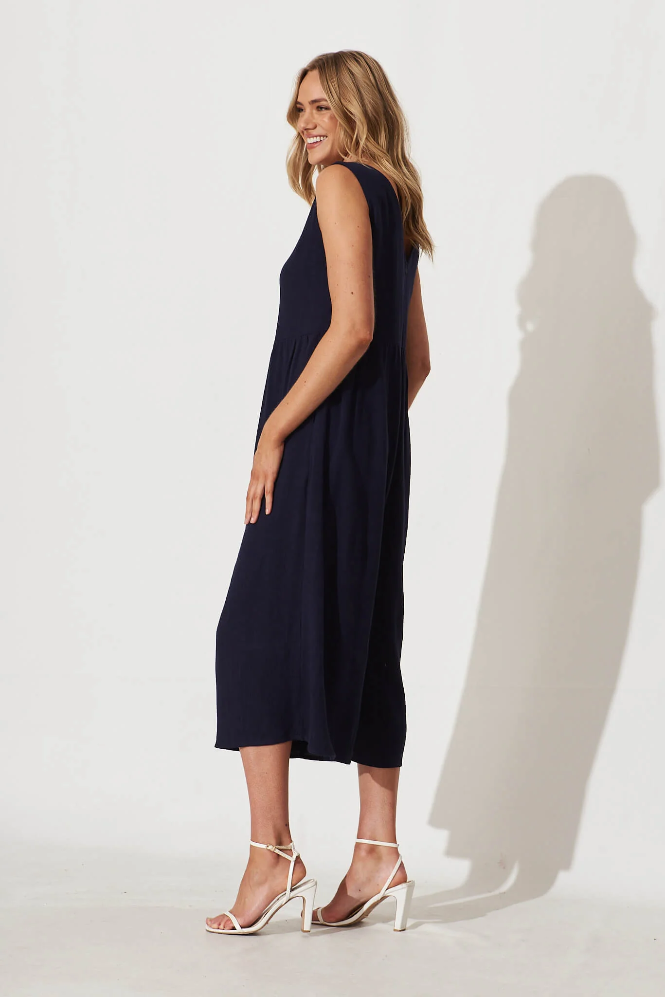 Citta Jumpsuit In Navy Linen Blend - Image 2