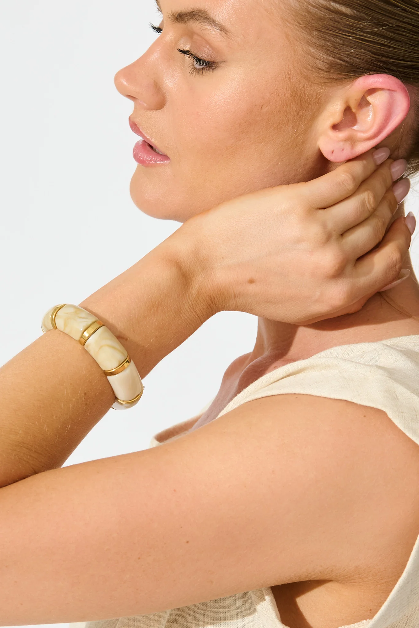 Claudia Chunky Bangle in Cream Marble Resin - Image 4