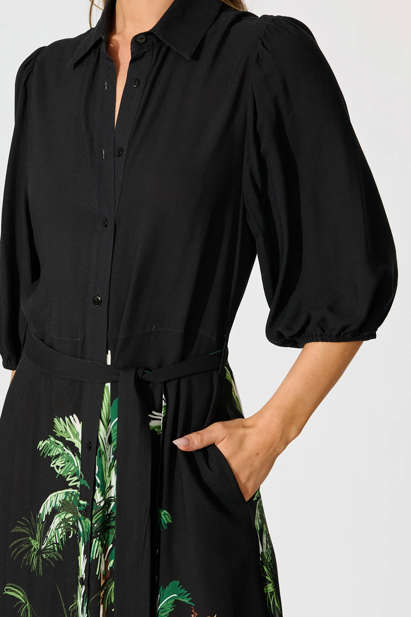 Coco Maxi Shirt Dress in Black Print - Image 5