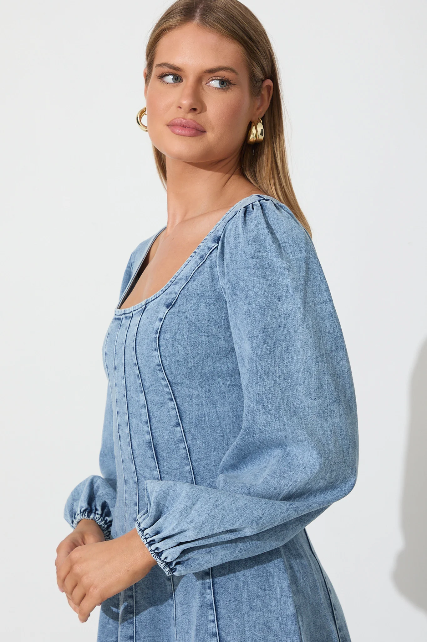 Cosmic Girl Midi Dress In Light Blue Denim Wash - Image 5