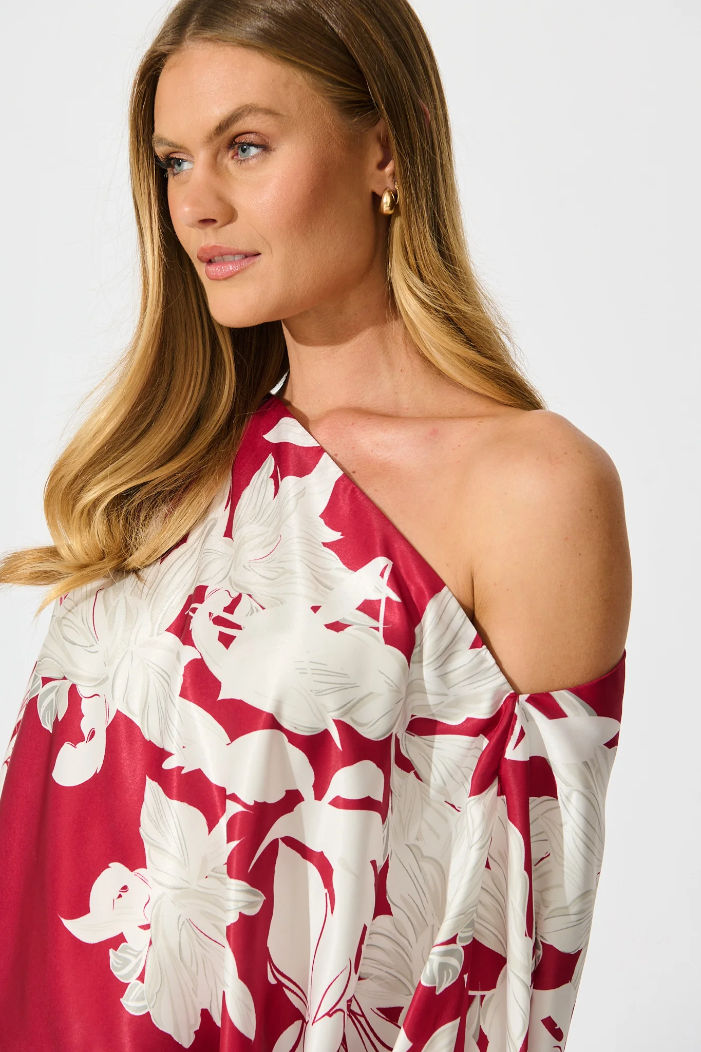 Darcy Off Shoulder Top in Red with White Floral Print Satin - Image 6
