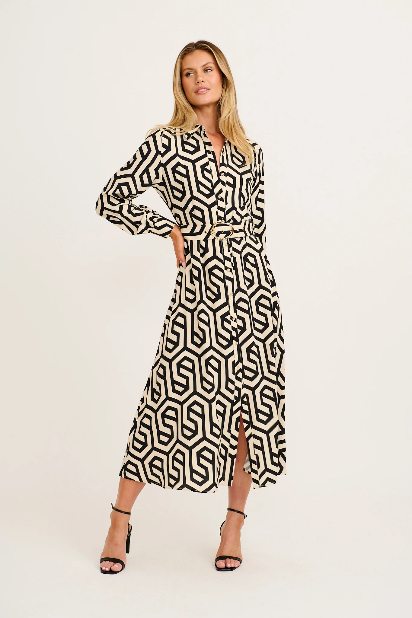 Dazy Maxi Shirt Dress in Cream With Black Geometric Print