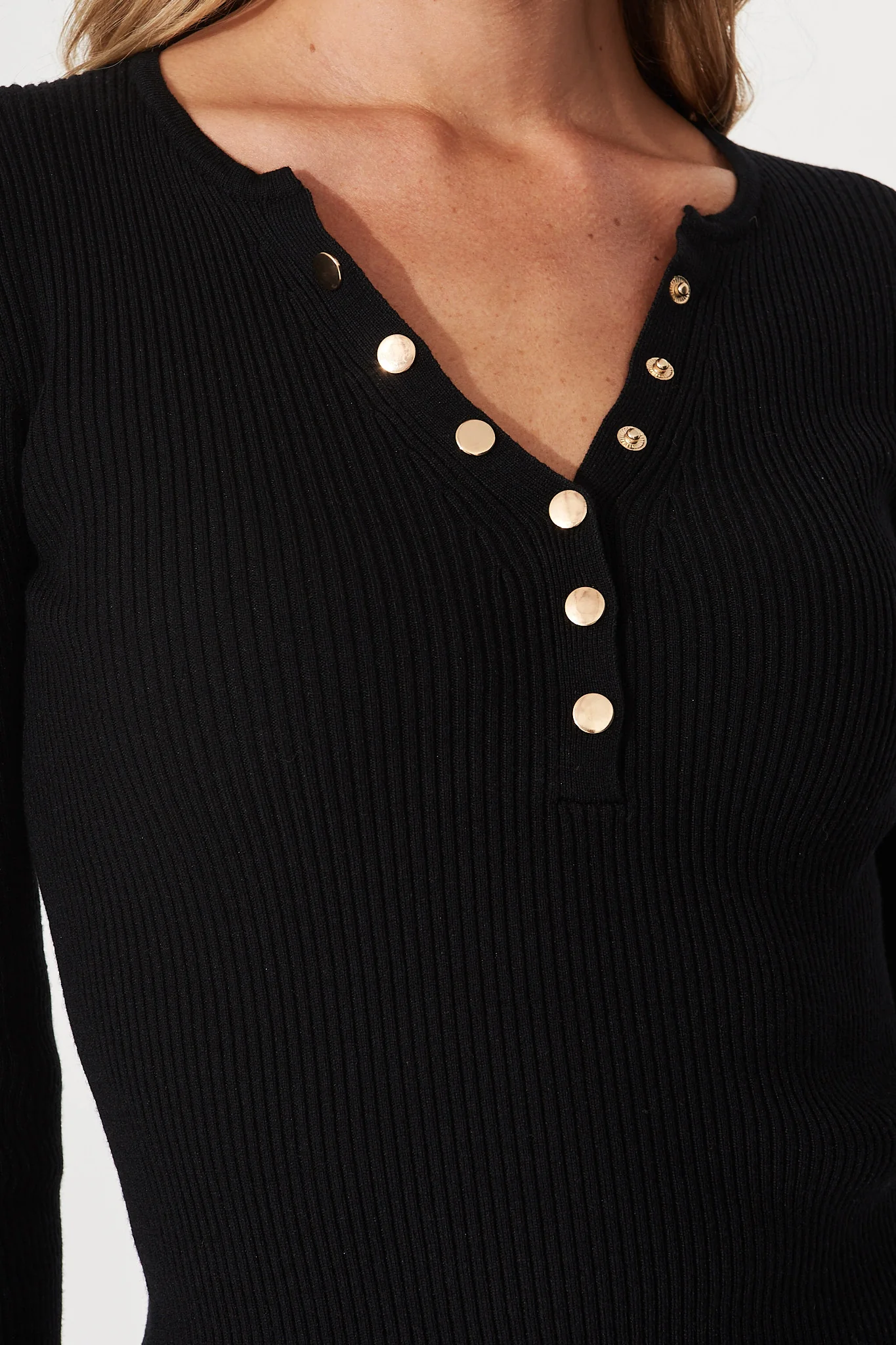 Dover Heights Knit In Black - Image 7