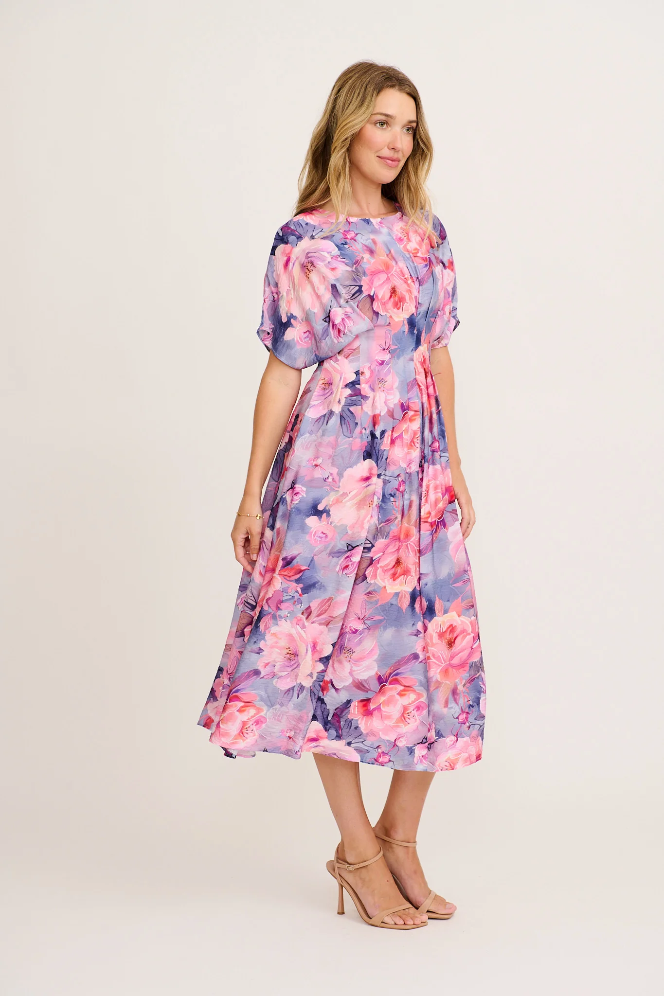 Elegance Echo Maxi Dress in Blue with Lilac Floral - Image 4