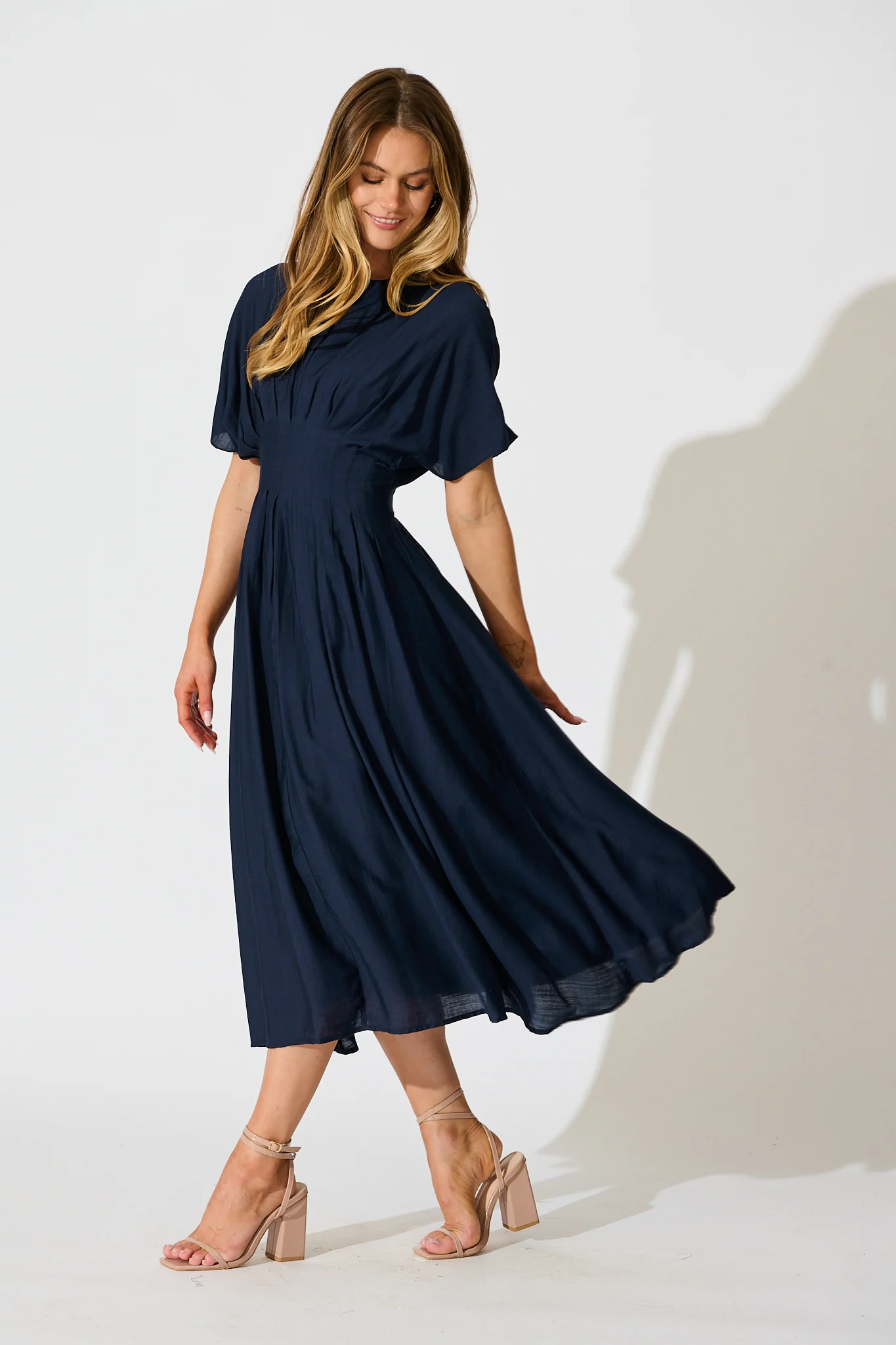 Elegance Echo Maxi Dress in Navy - Image 4