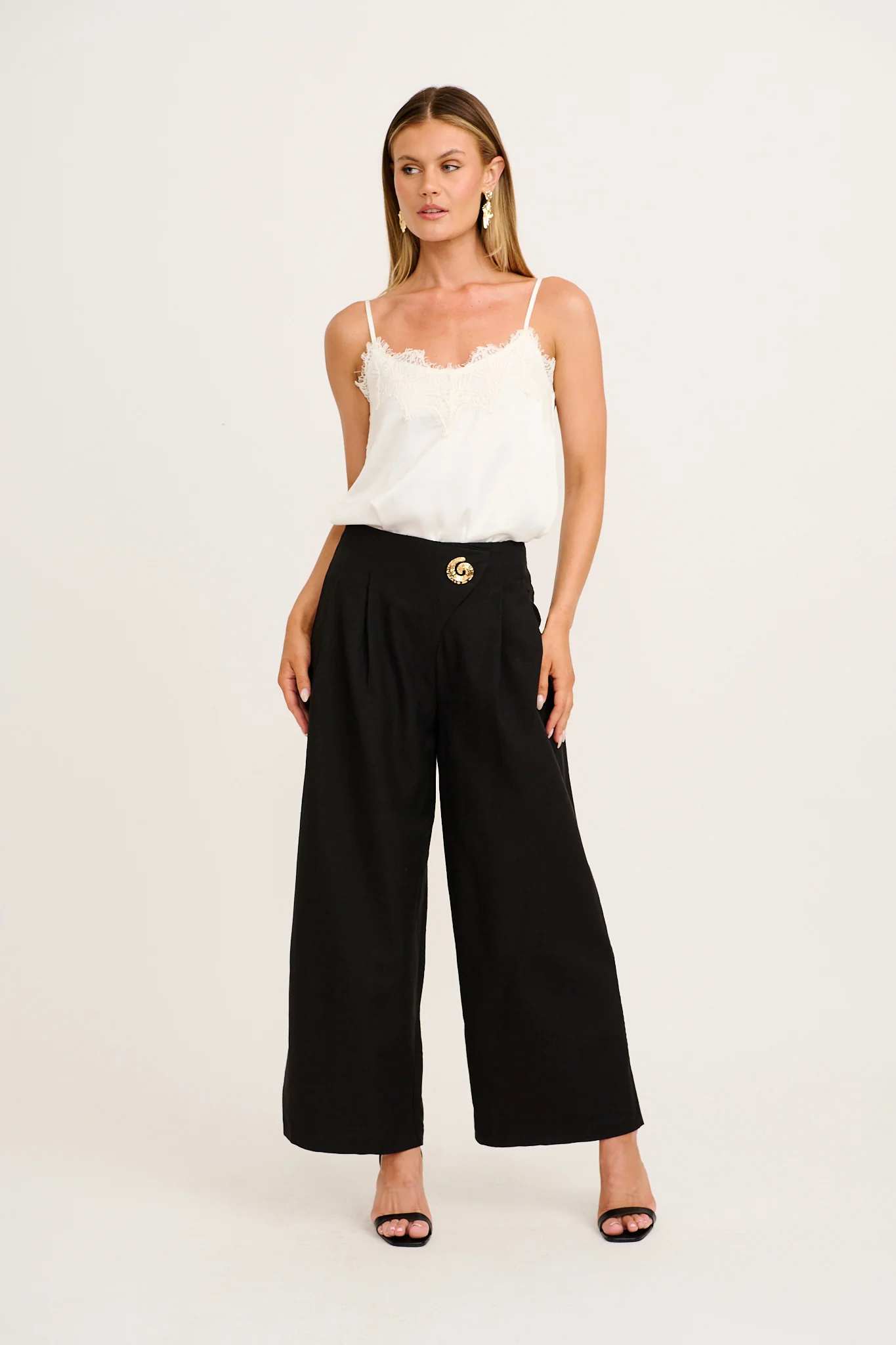 Elements Pant in Black Cotton Linen - Image 4