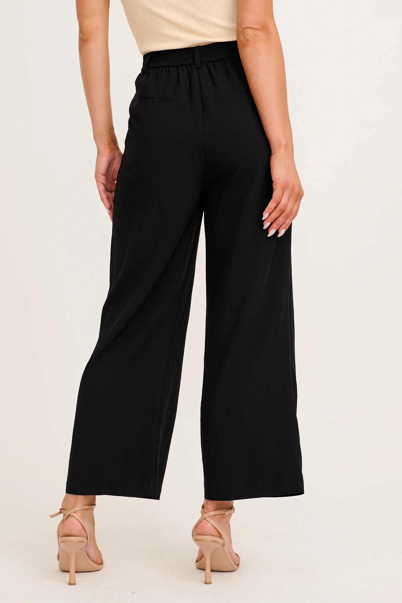 Elevate Pant in Black - Image 3