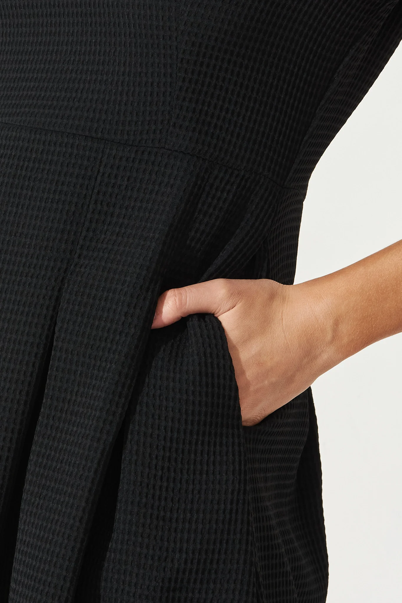 Elizabeth Dress In Textured Black - Image 4
