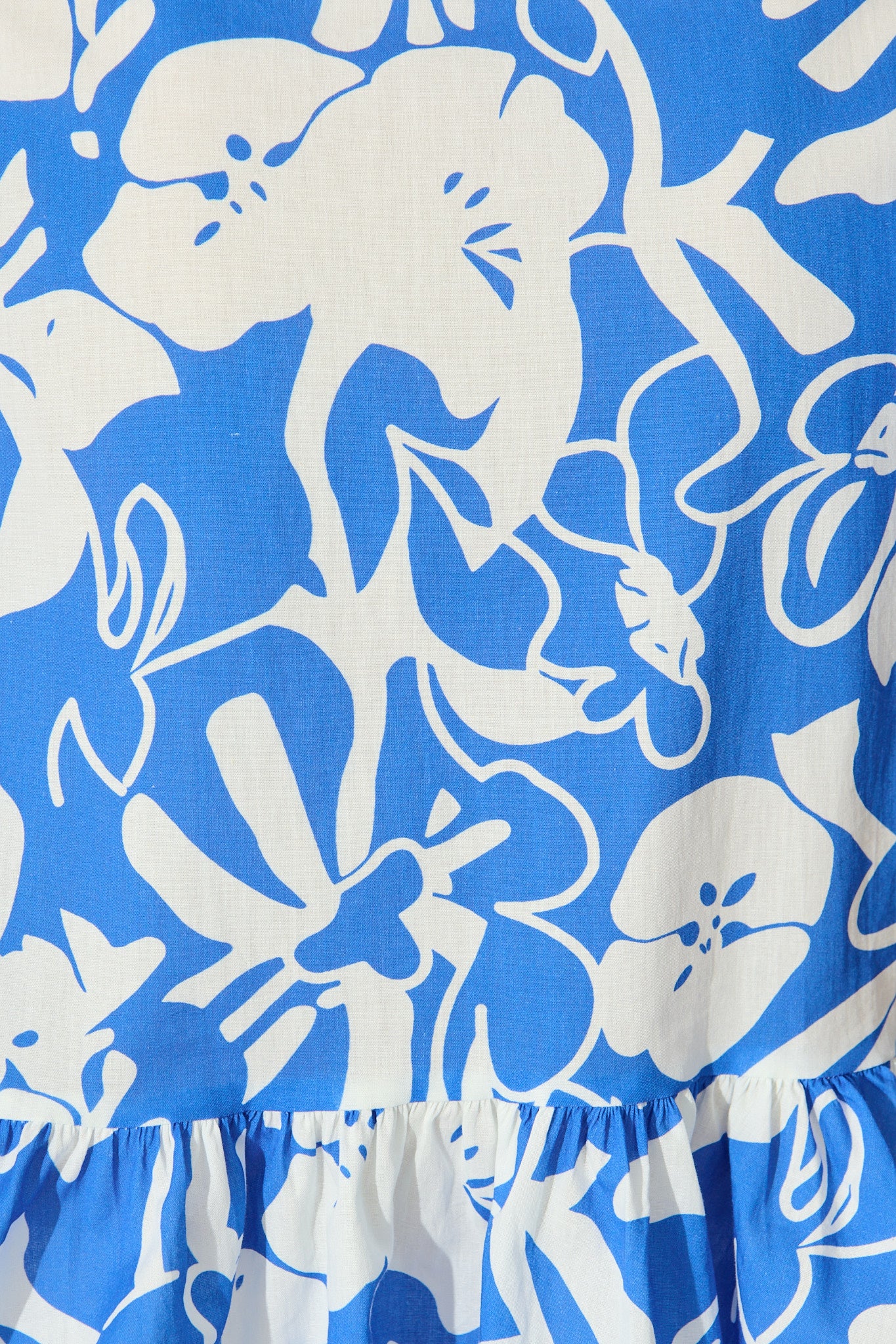 Elsbeth Tie Front Top in Blue and White Floral Cotton - Image 6