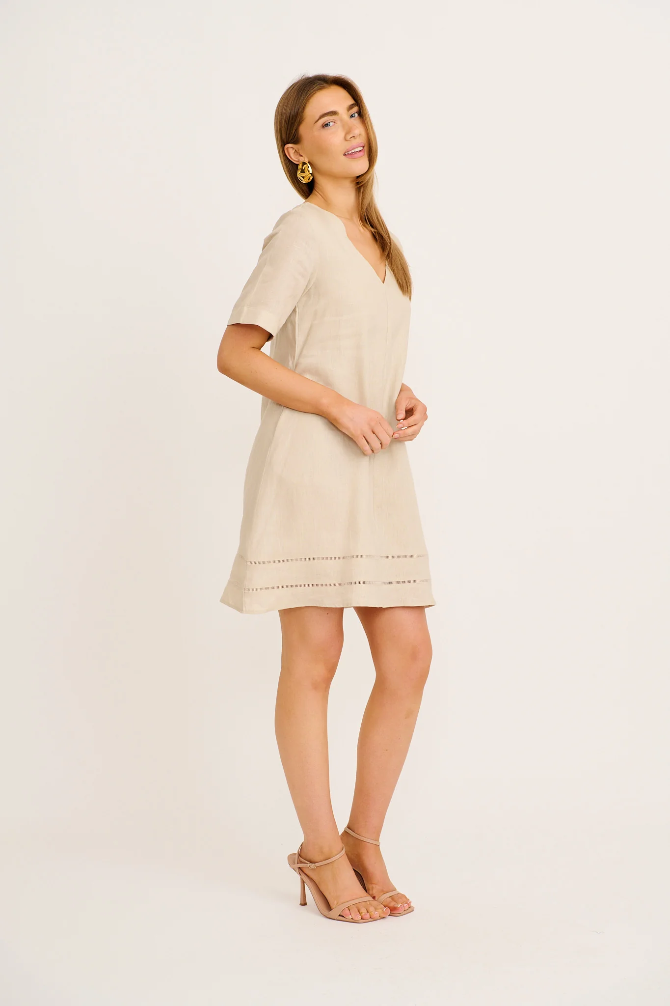 Elspeth Dress in Beige Linen - Image 3