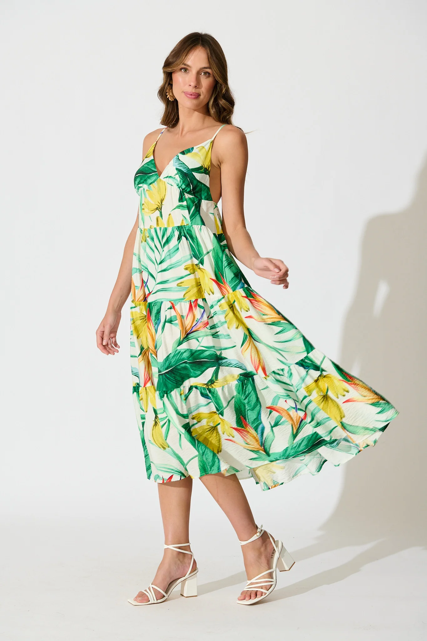 Evangelina Maxi Sundress In Green Tropical Print Linen Blend - Image 3