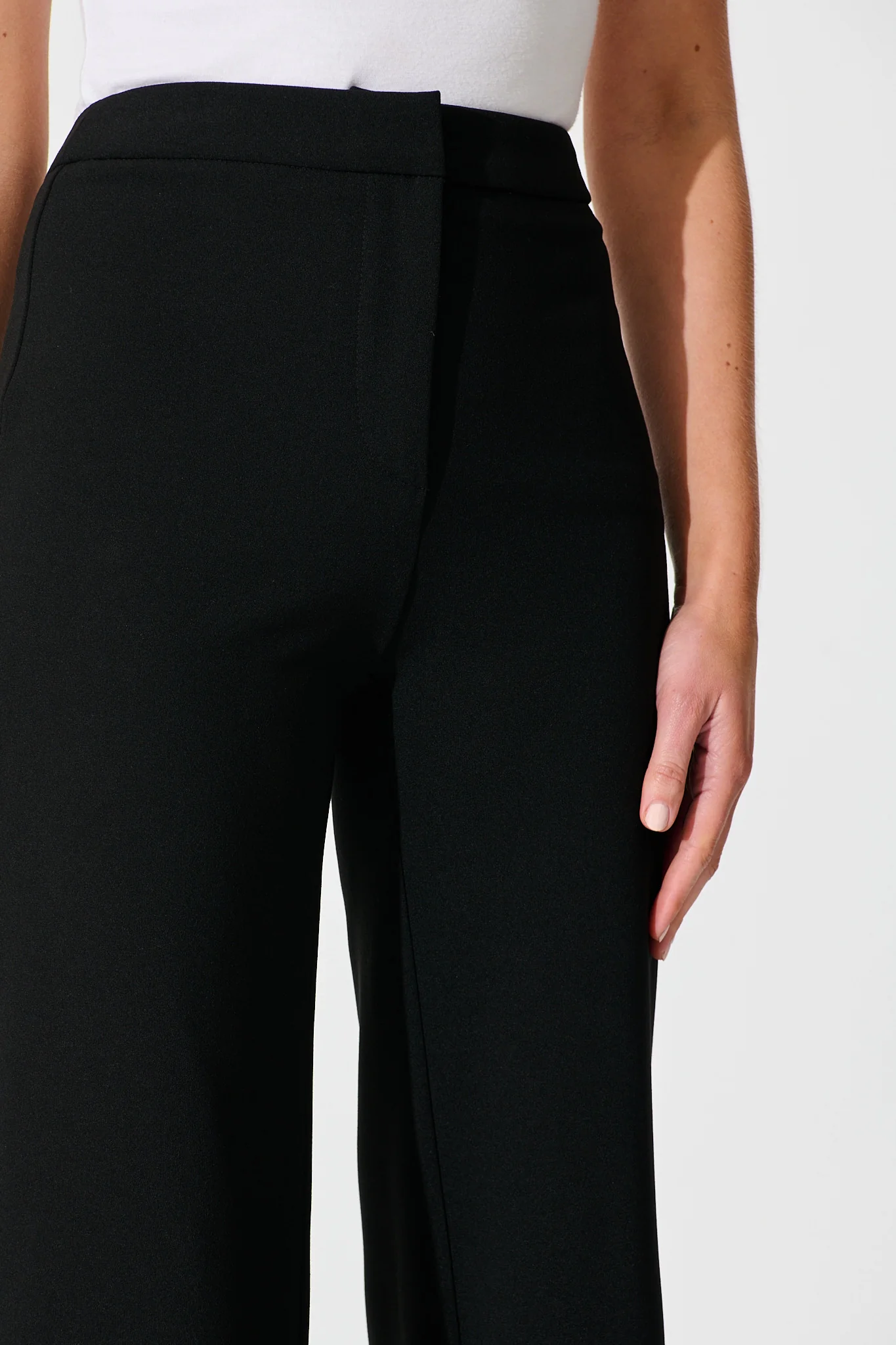 Executive Edge Pant in Black - Image 5