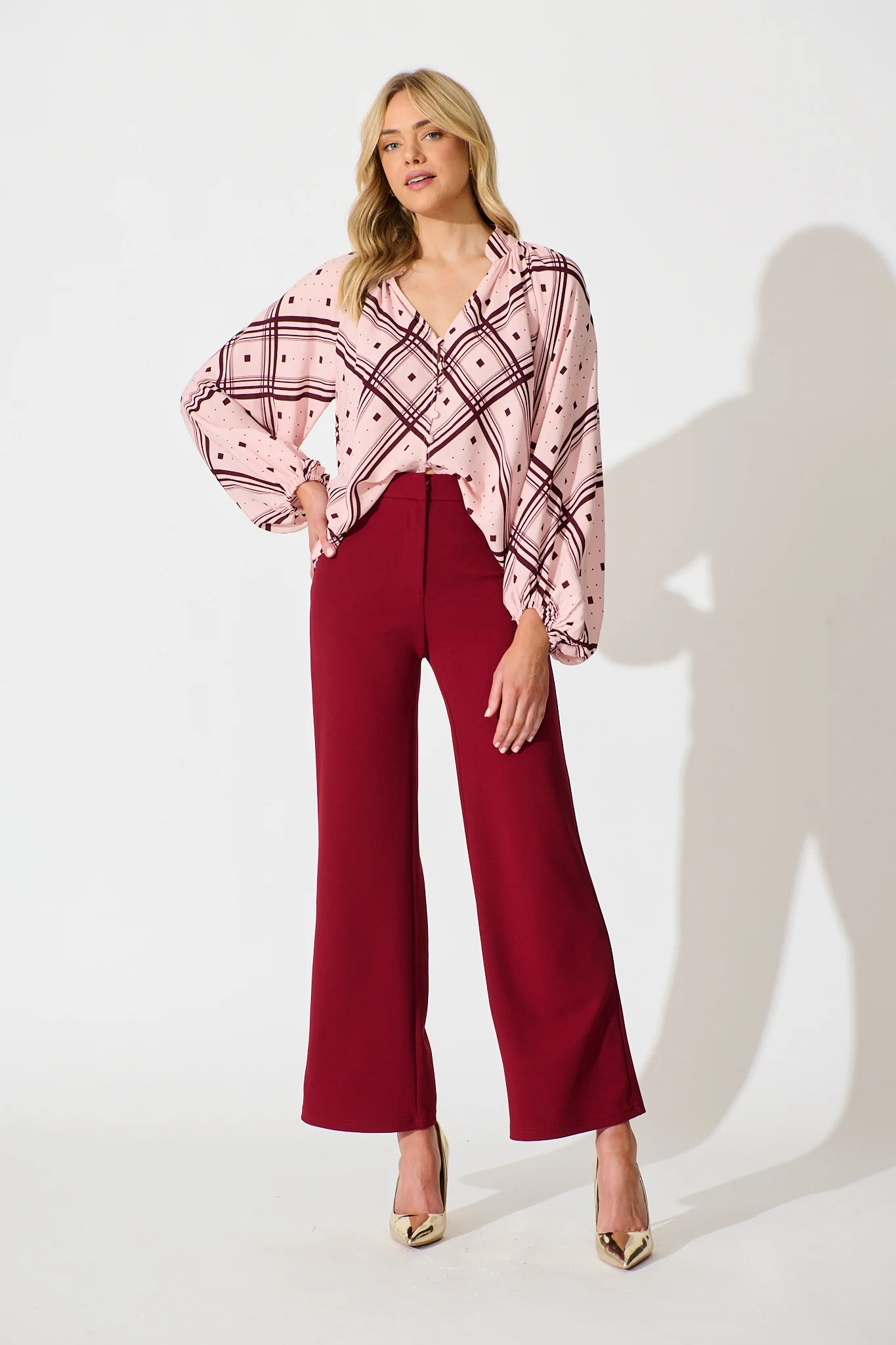 Executive Edge Pant in Wine - Image 5